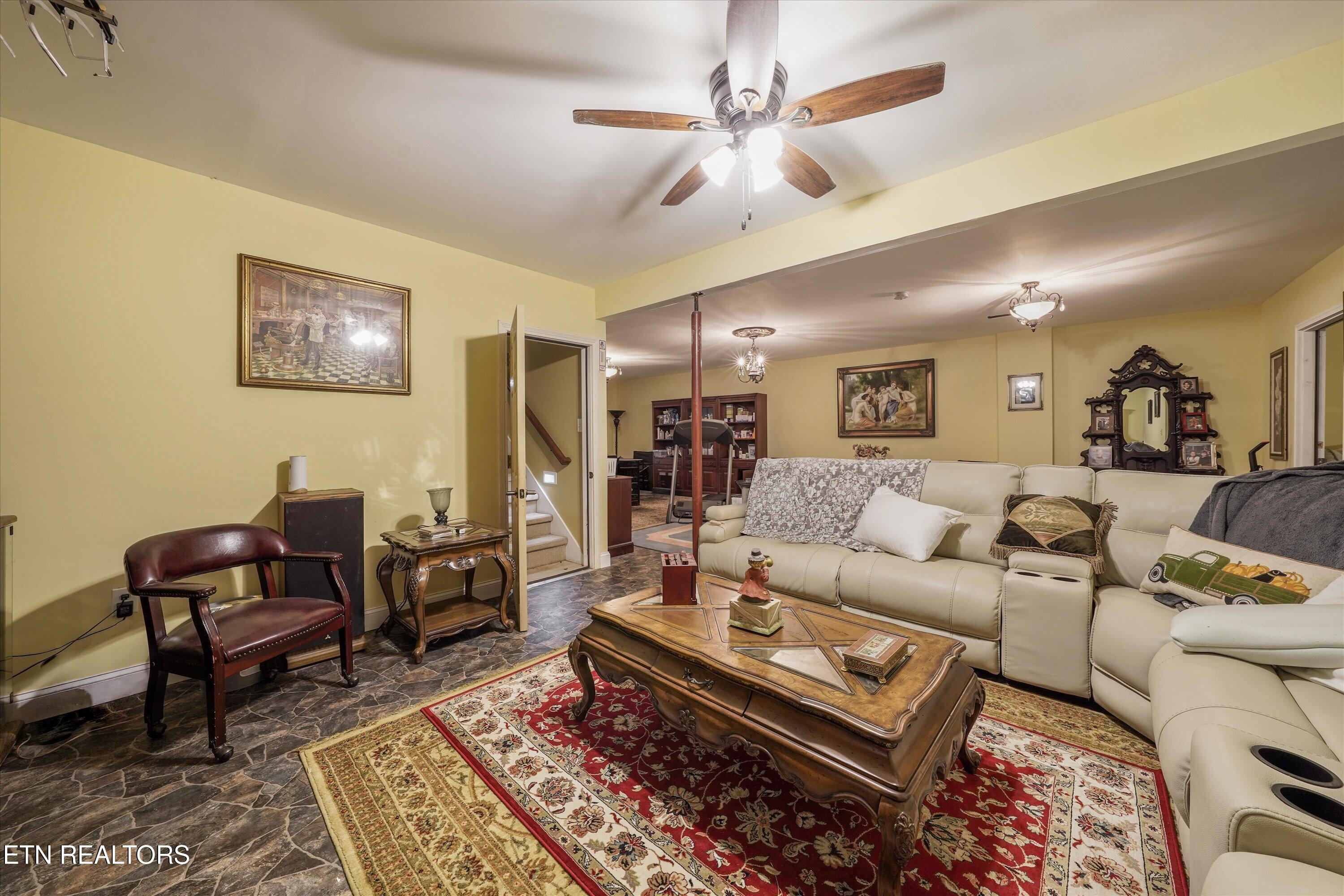 125 Dan Shumate Road Maynardville TN 37807