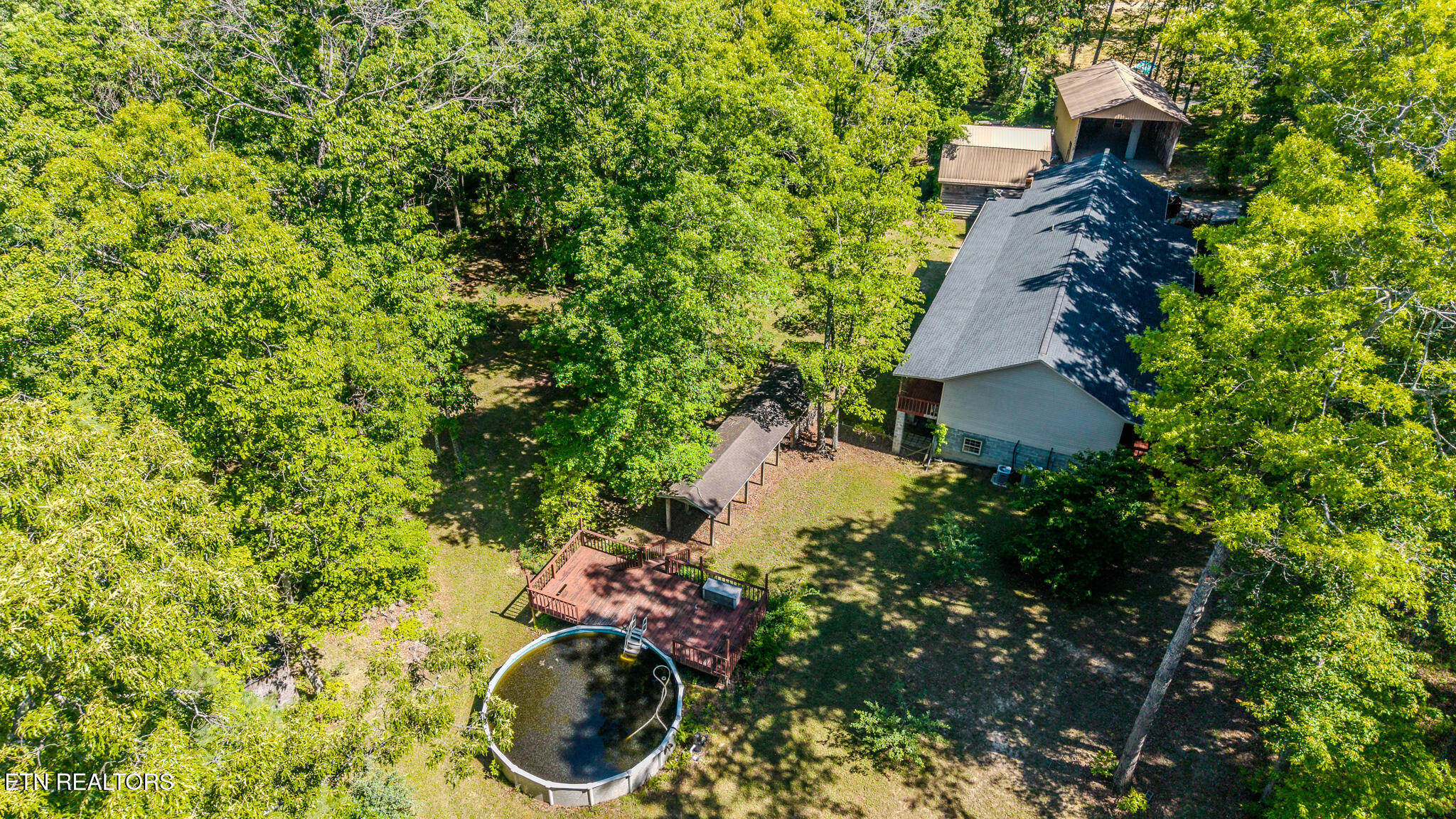 2112 Smith Mountain Road Rockwood TN 37854