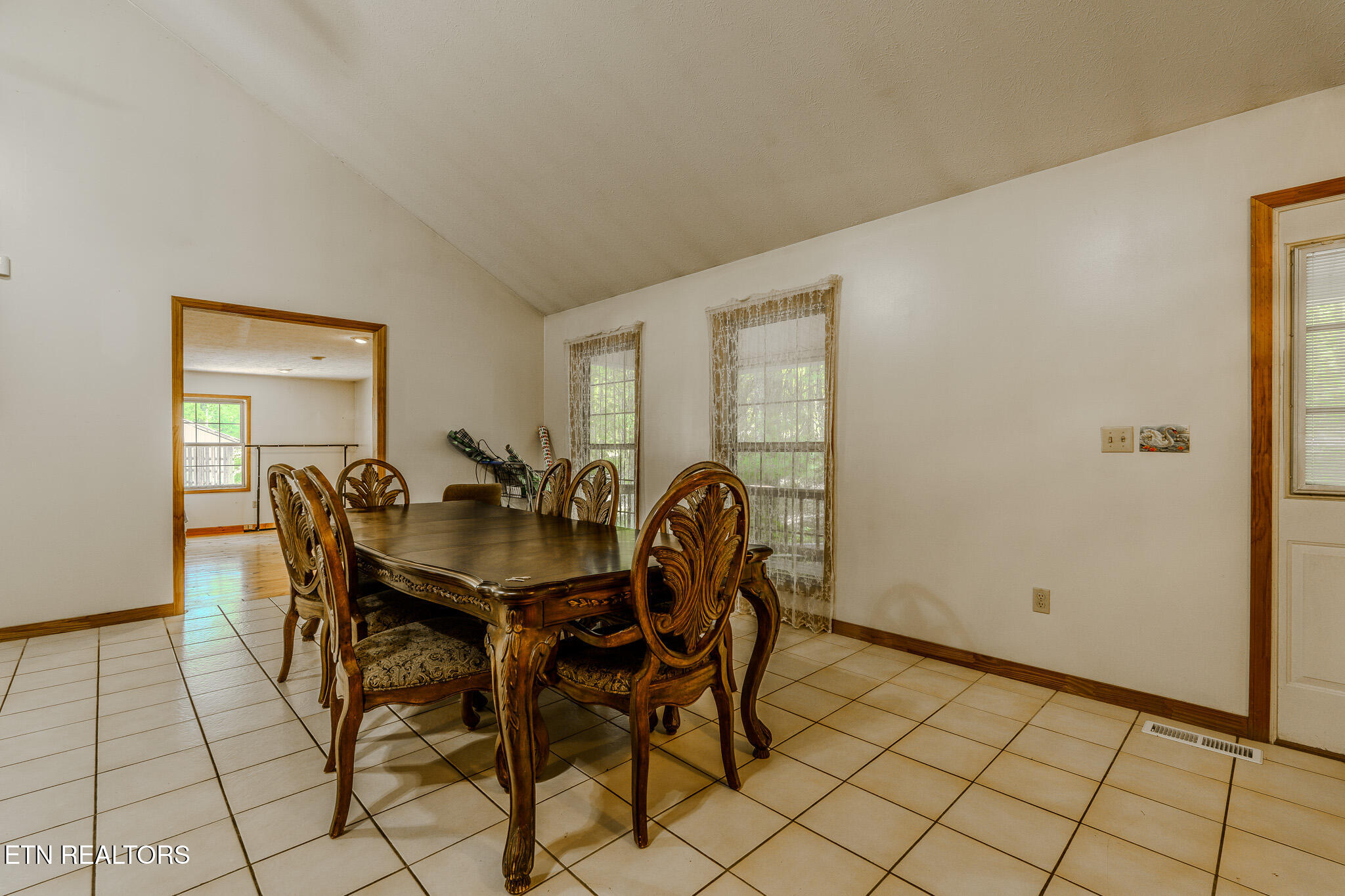 2112 Smith Mountain Road Rockwood TN 37854