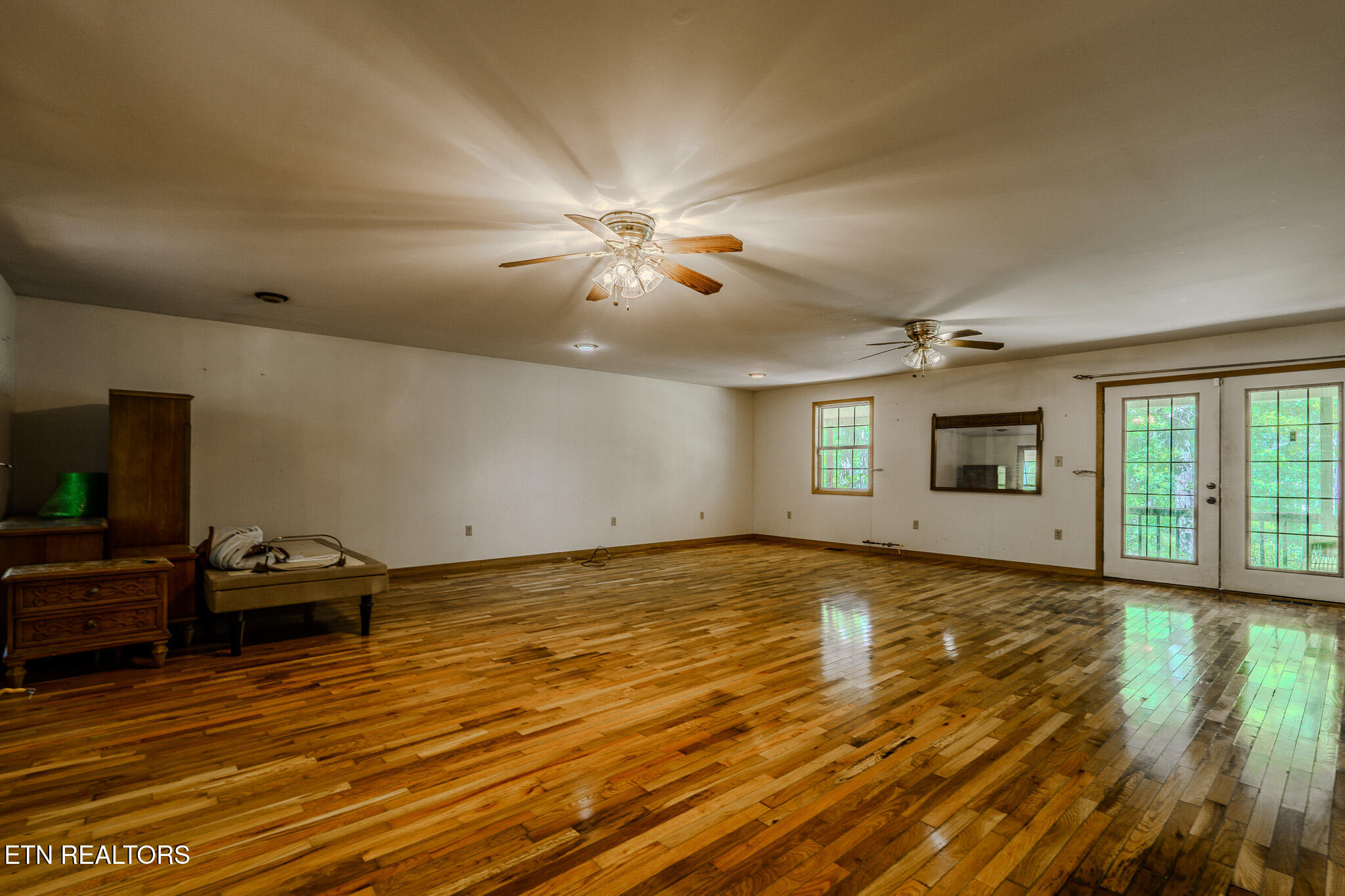 2112 Smith Mountain Road Rockwood TN 37854