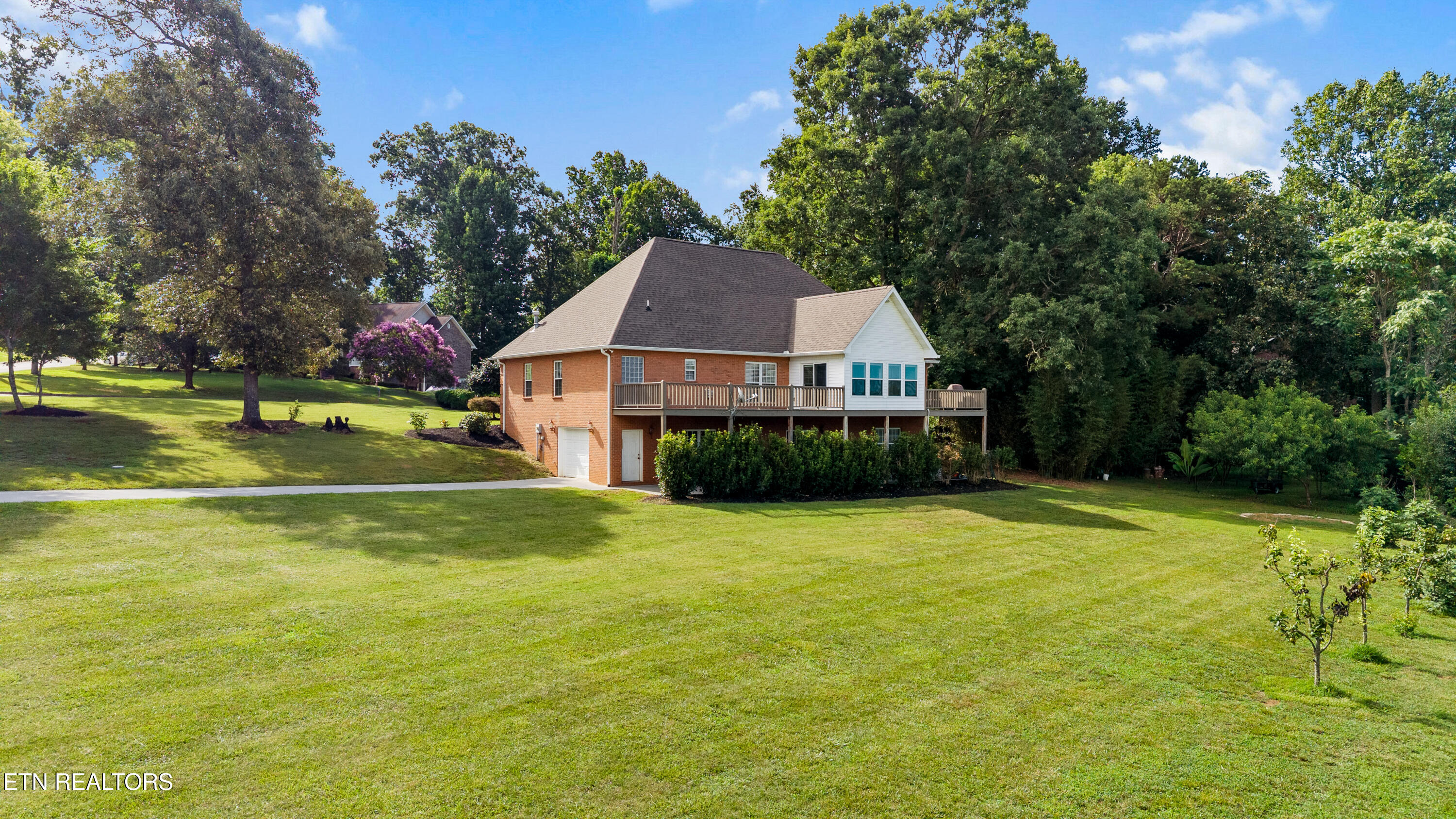 305 Pollys Way Maryville TN 37801