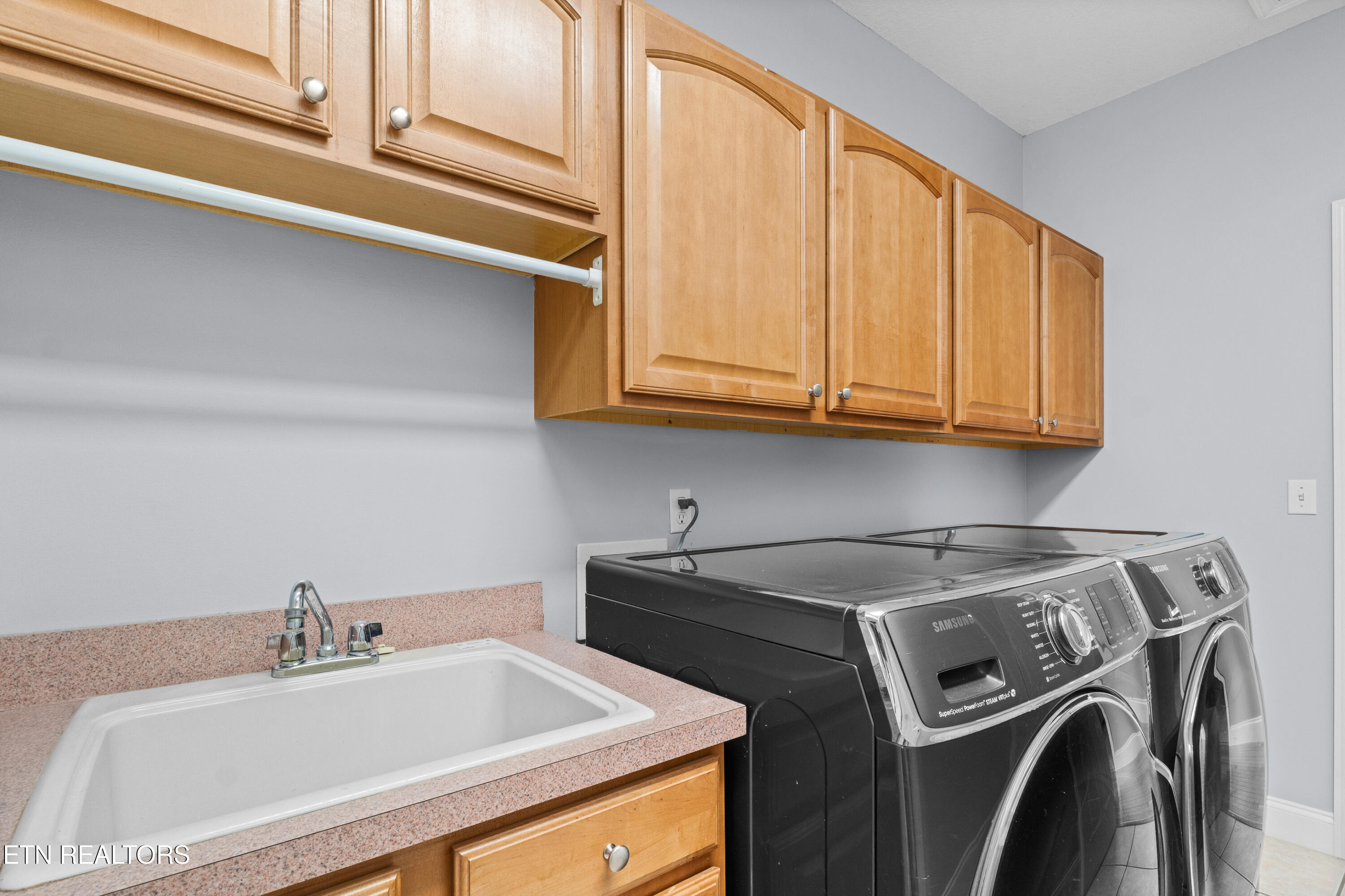 305 Pollys Way Maryville TN 37801