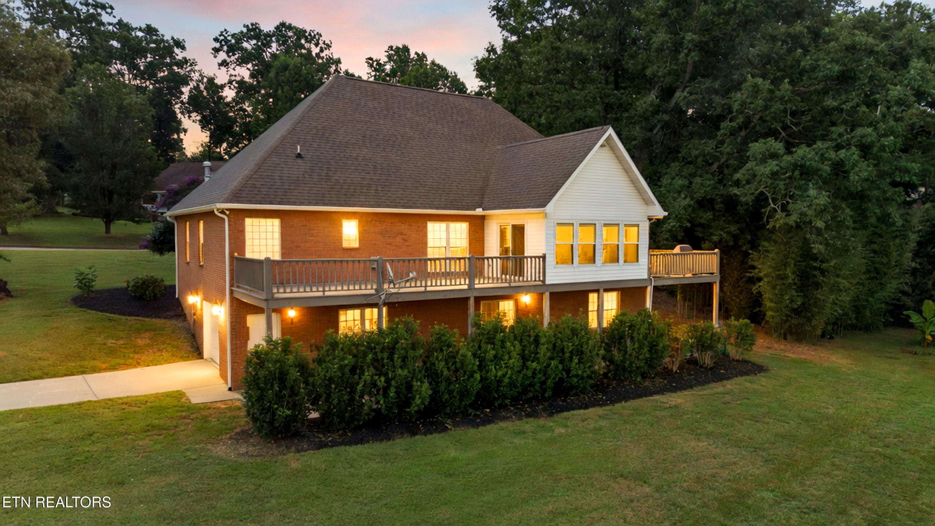 305 Pollys Way Maryville TN 37801