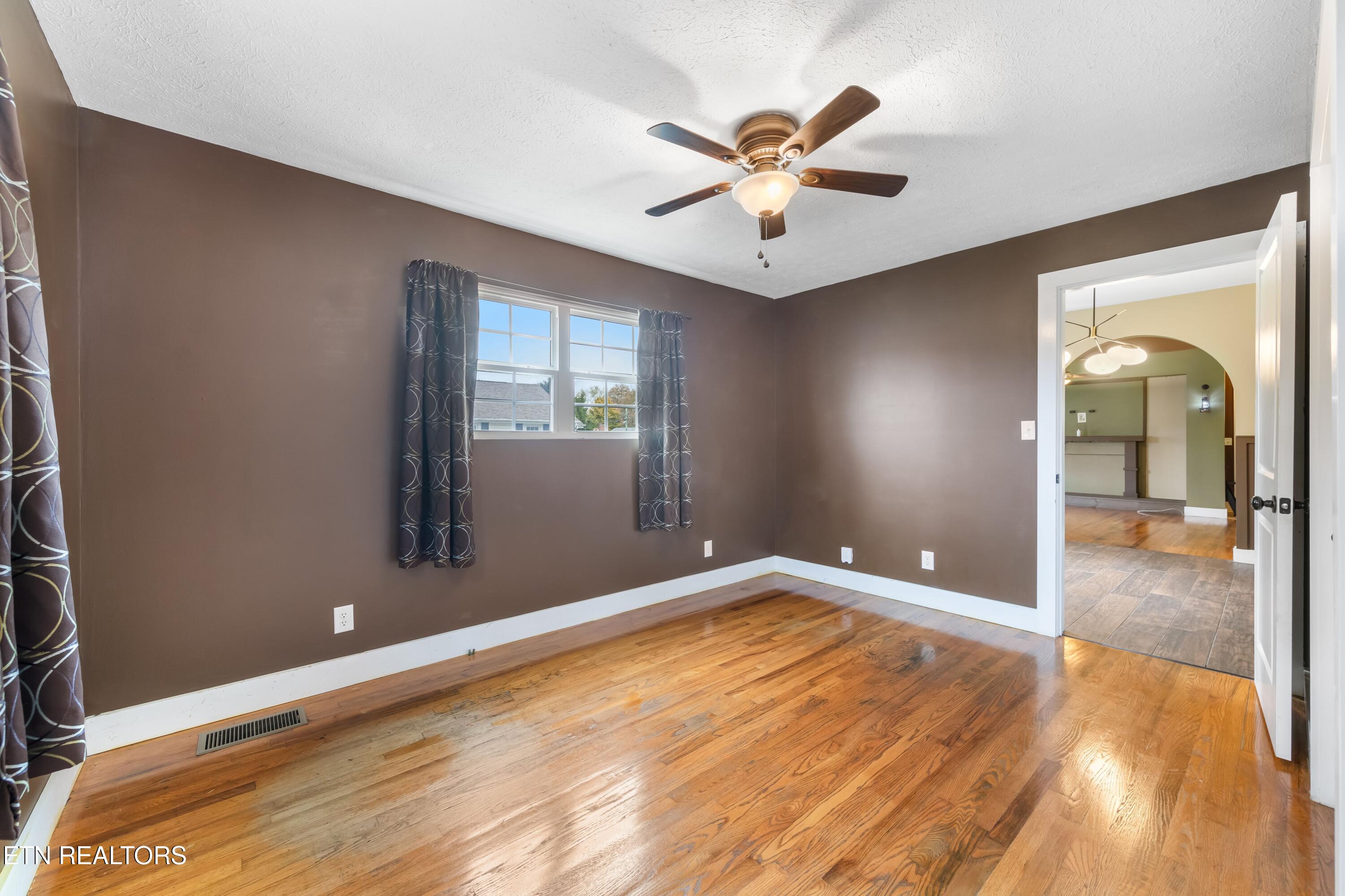 3221 Clearview Street Knoxville TN 37917