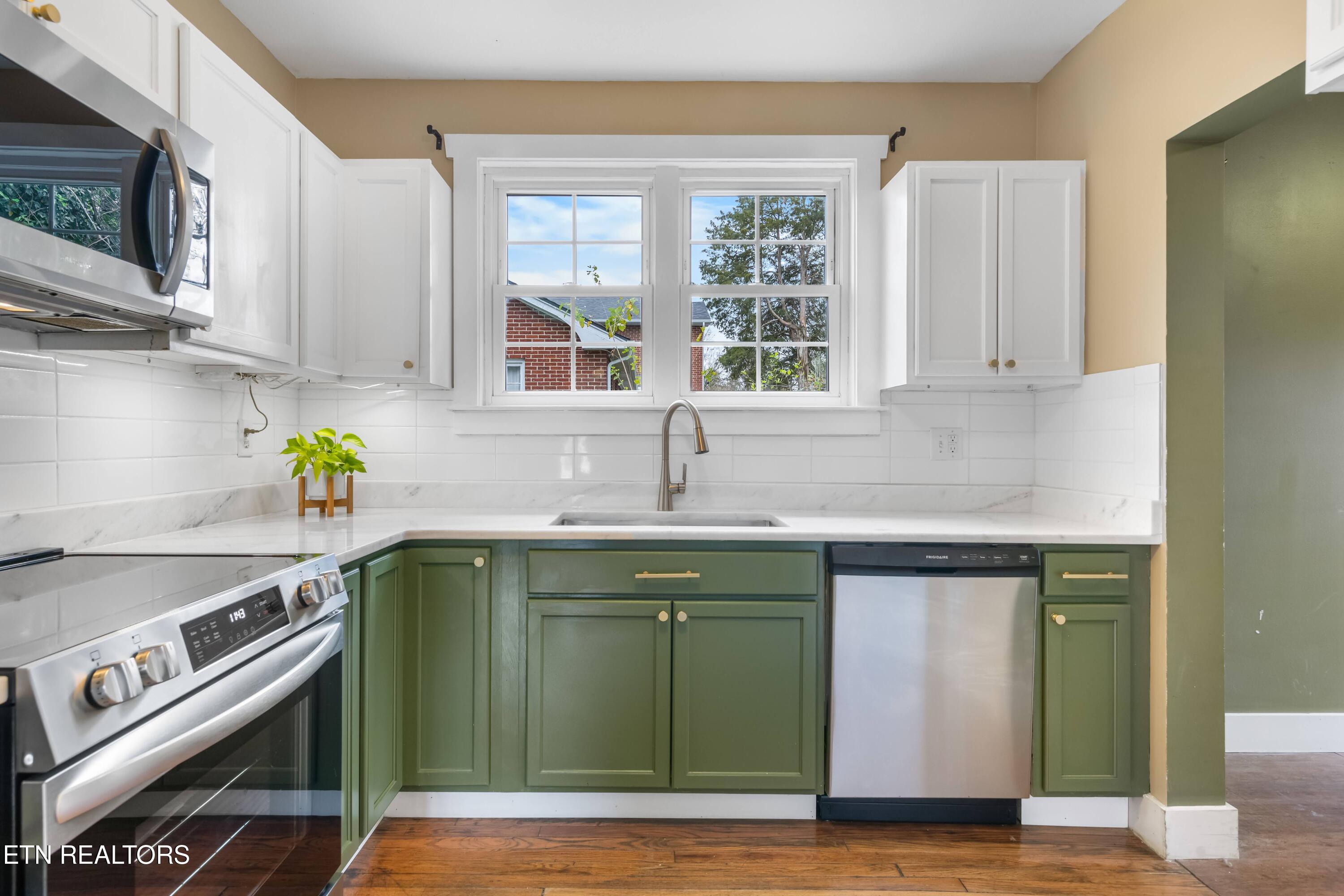 3221 Clearview Street Knoxville TN 37917