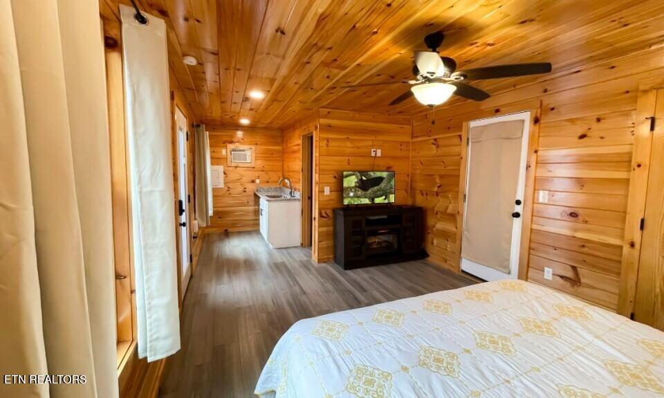306 Glades Road Gatlinburg TN 37738