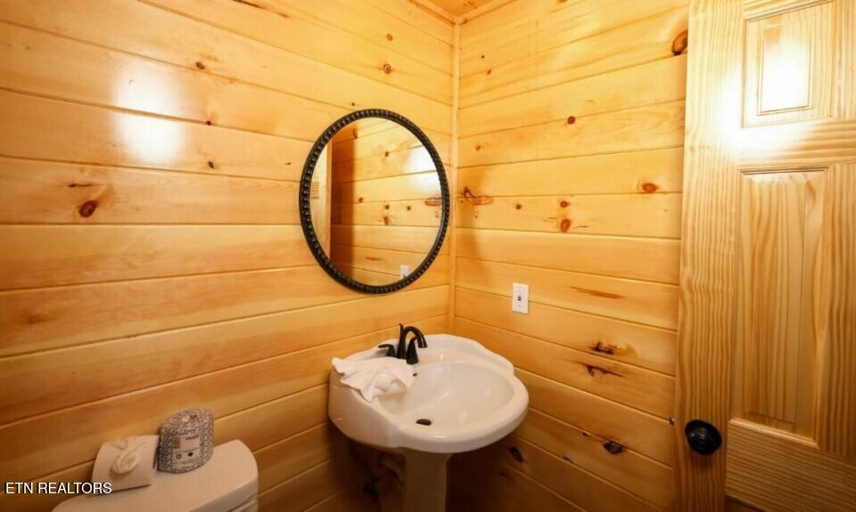 306 Glades Road Gatlinburg TN 37738