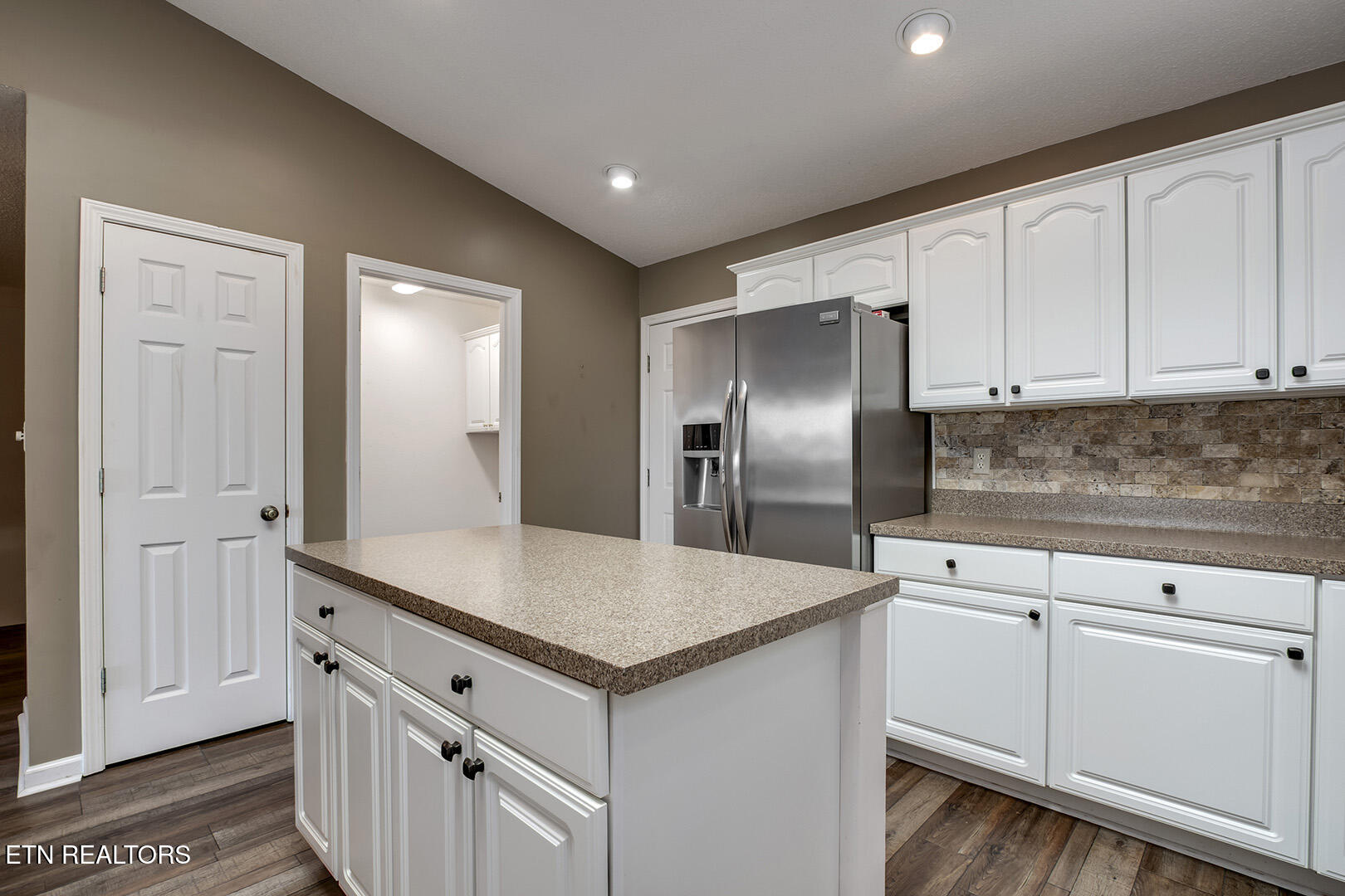 509 Cimarron Circle Loudon TN 37774