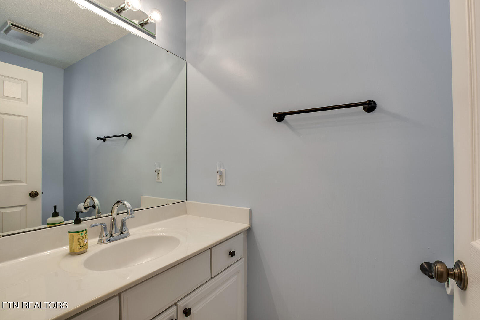 509 Cimarron Circle Loudon TN 37774