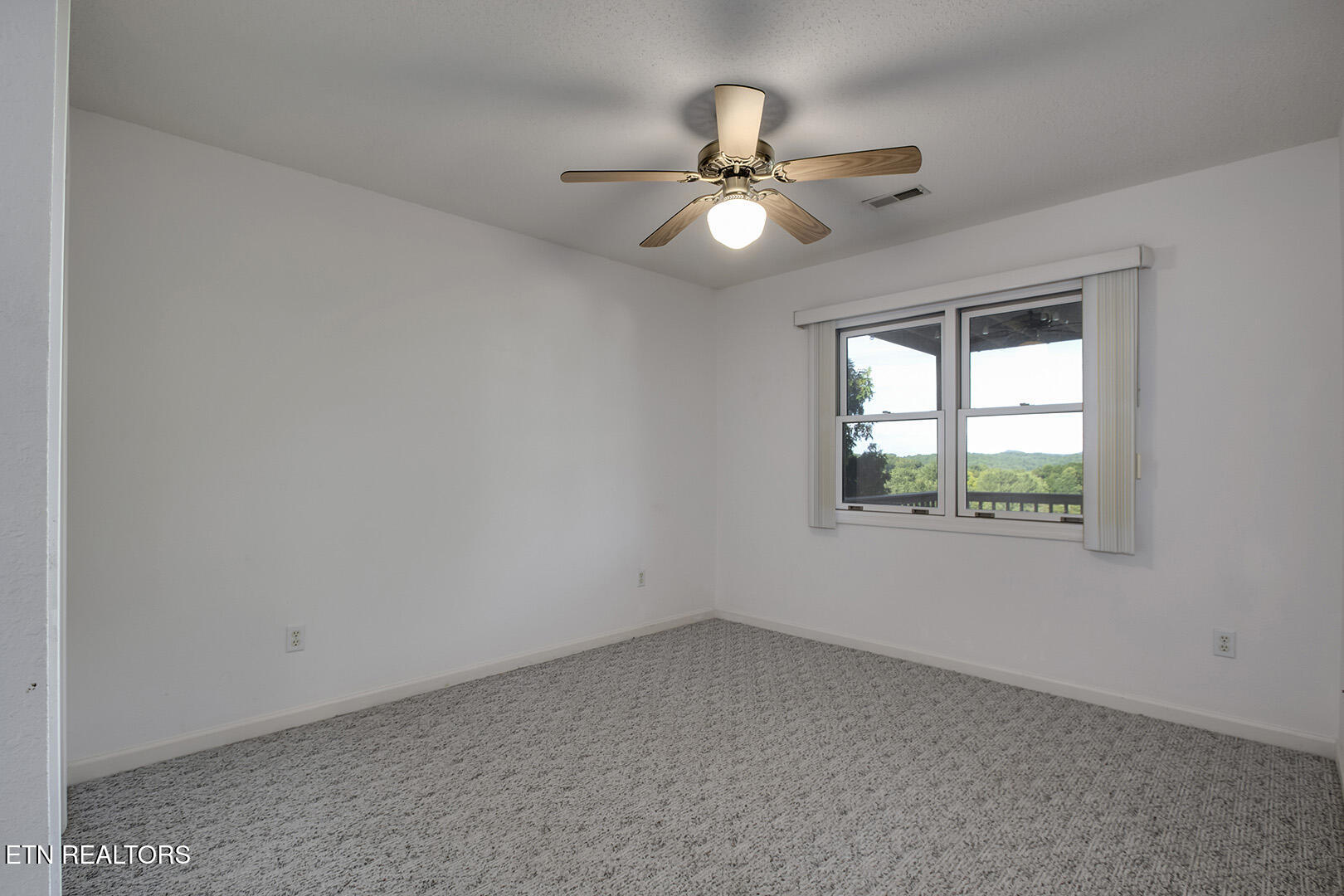 509 Cimarron Circle Loudon TN 37774