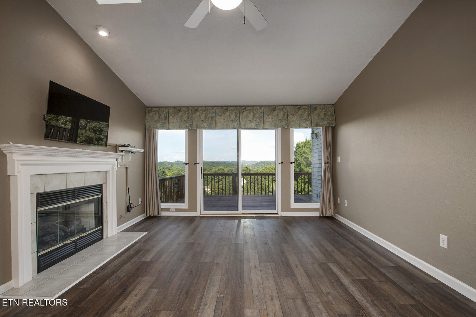 509 Cimarron Circle Loudon TN 37774