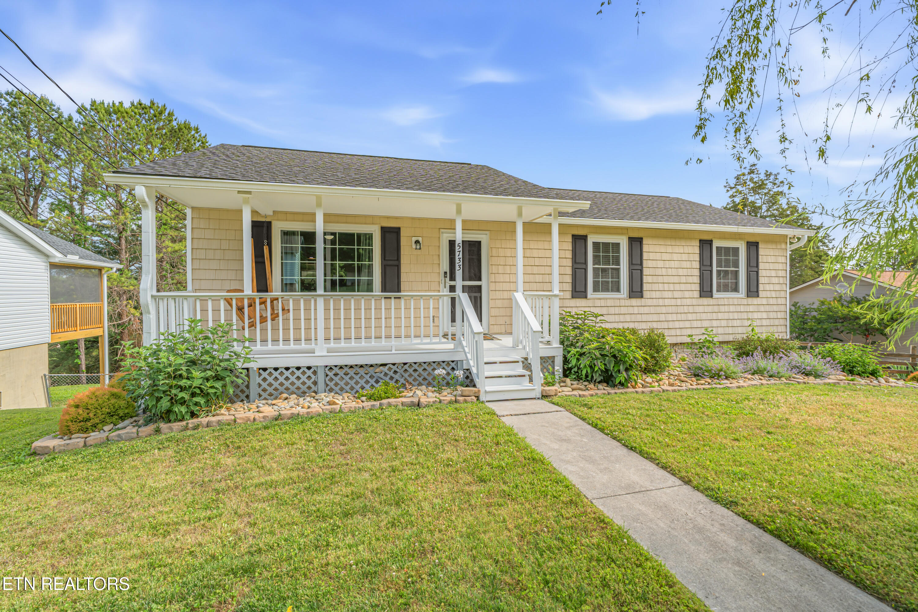 5733 Acapulco Avenue Knoxville TN 37921