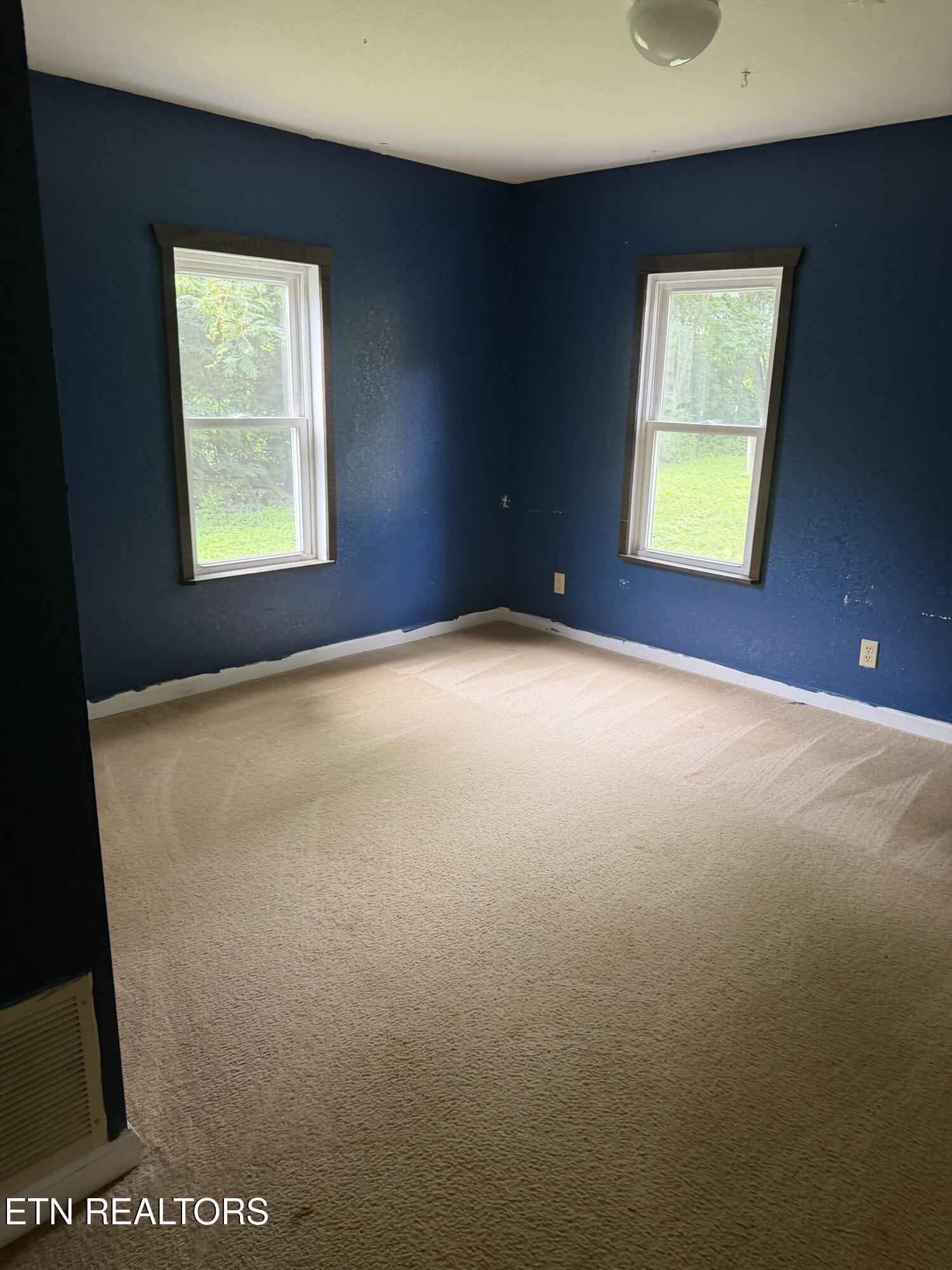 419 S Burchfield Lane Maryville TN 37803