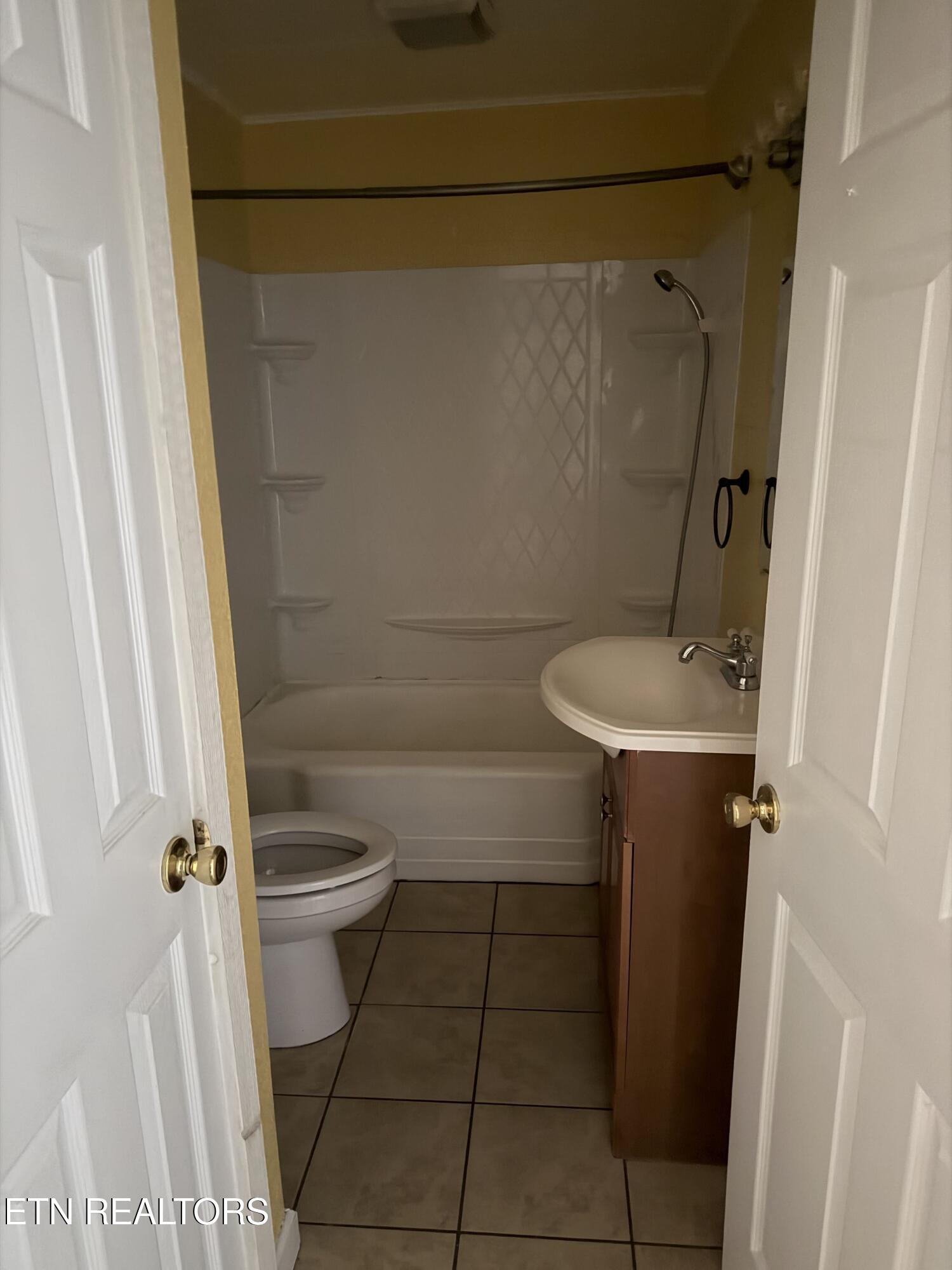 419 S Burchfield Lane Maryville TN 37803