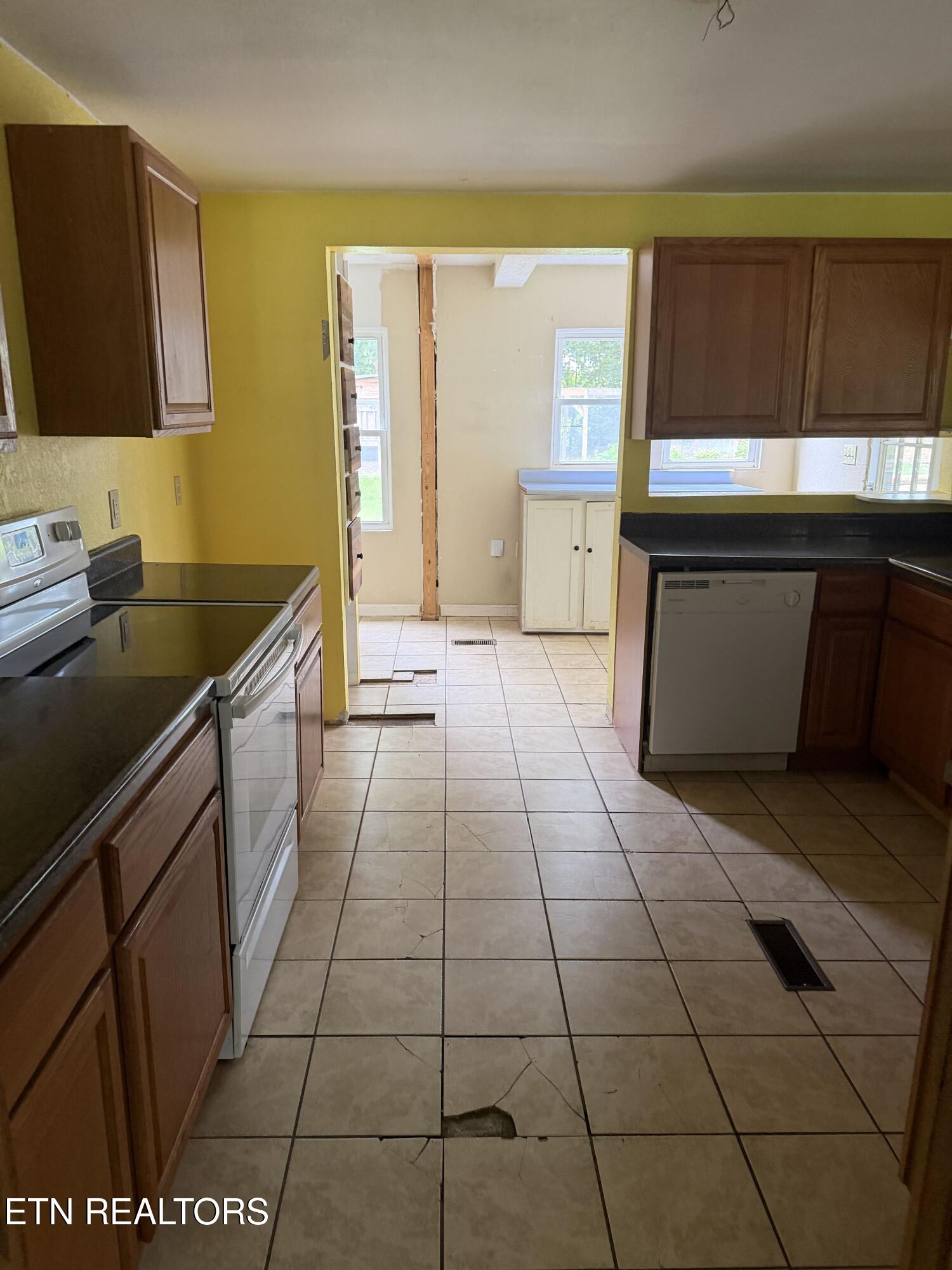 419 S Burchfield Lane Maryville TN 37803