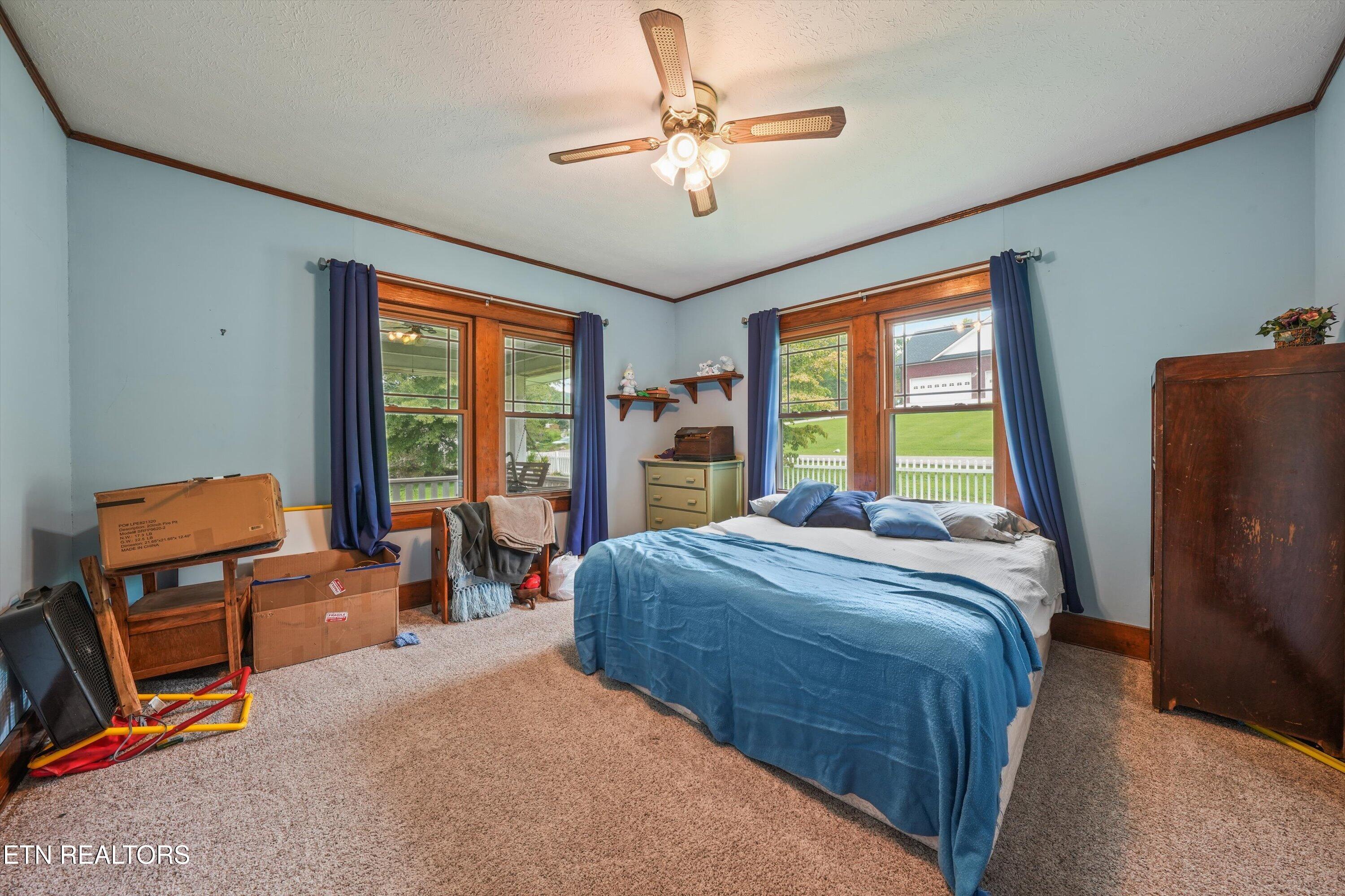 718 N Kingston Avenue Rockwood TN 37854