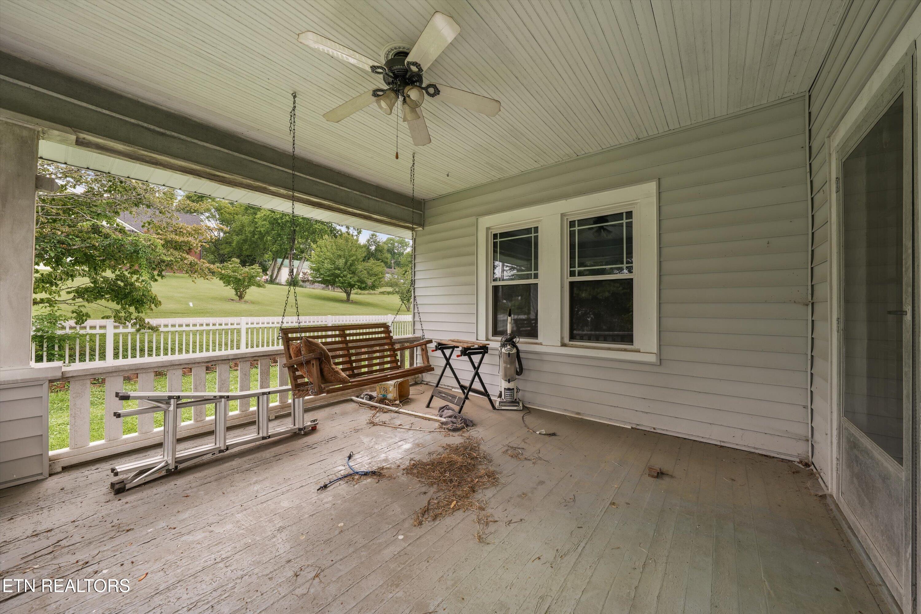 718 N Kingston Avenue Rockwood TN 37854