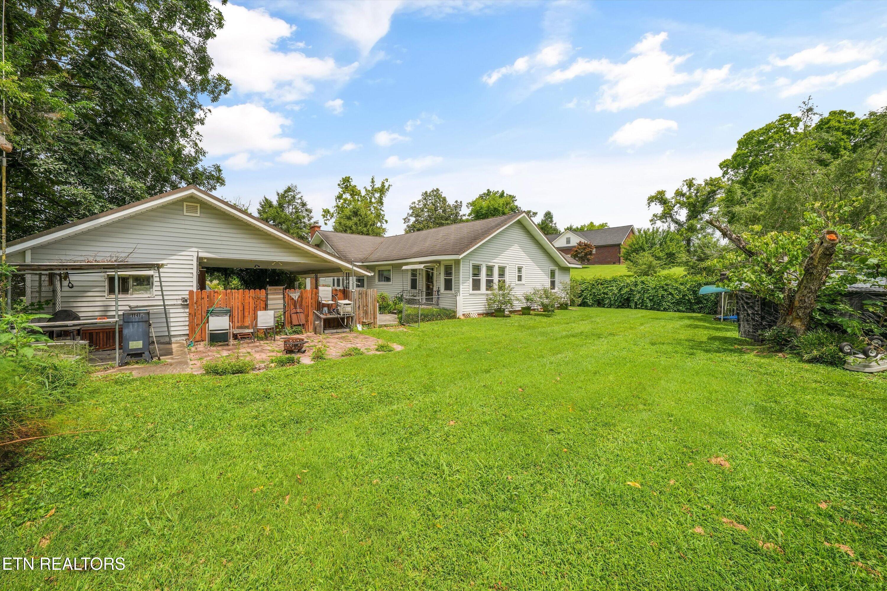 718 N Kingston Avenue Rockwood TN 37854