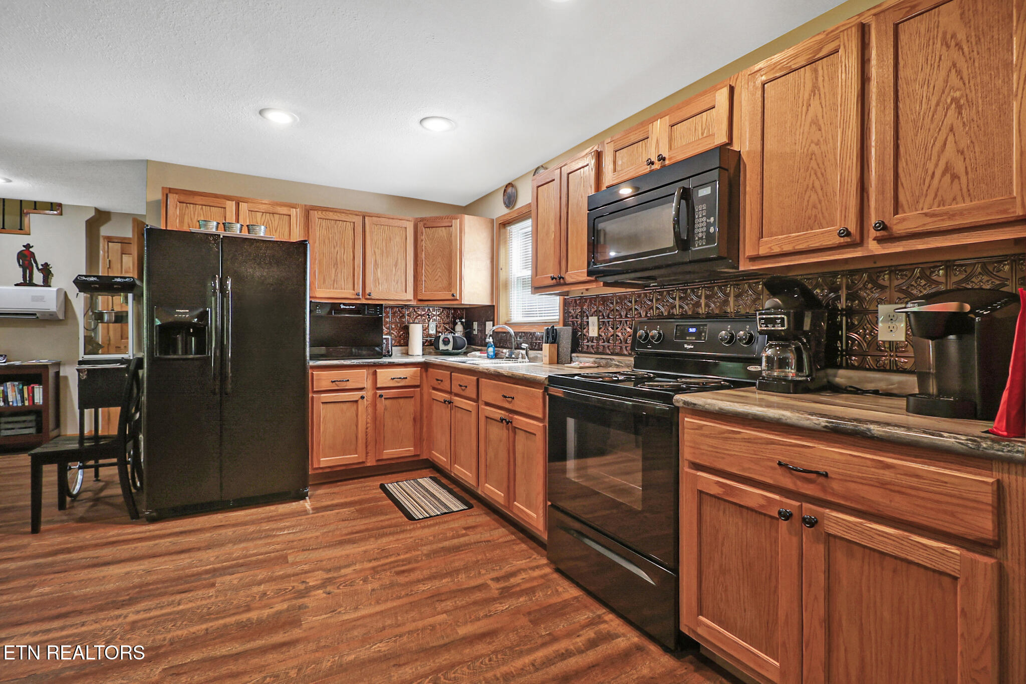 213 Crouch Branch Lane Allardt TN 38504