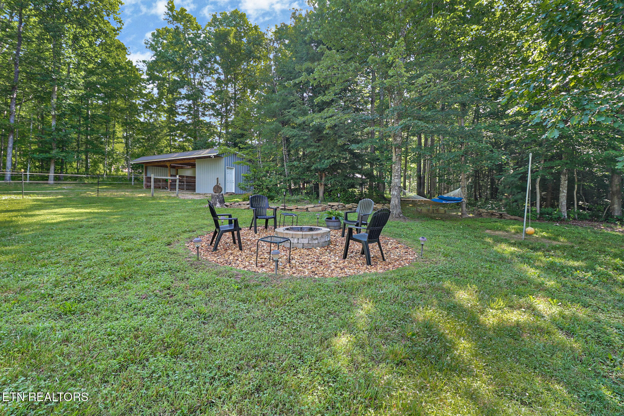 213 Crouch Branch Lane Allardt TN 38504