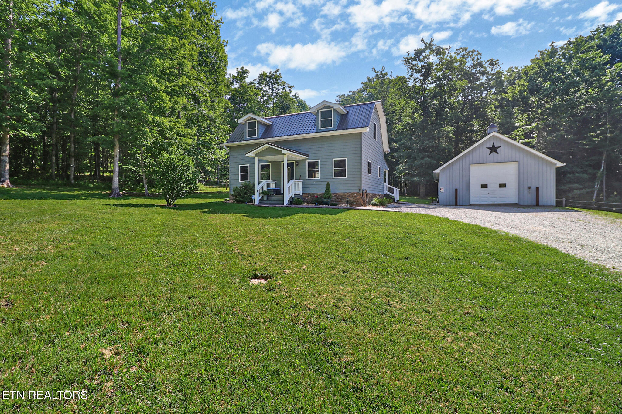 213 Crouch Branch Lane Allardt TN 38504