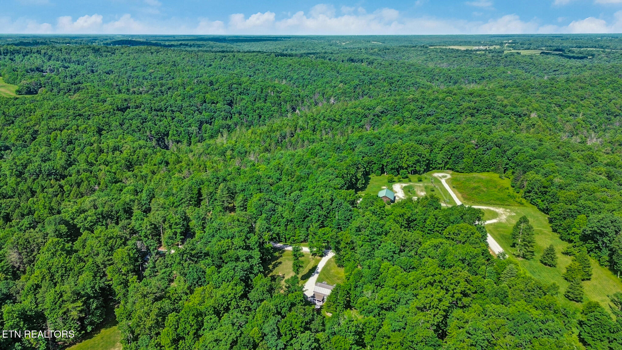 213 Crouch Branch Lane Allardt TN 38504
