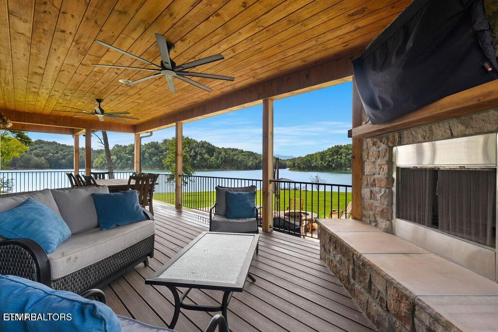 2240 Kimsey Way Sevierville TN 37876