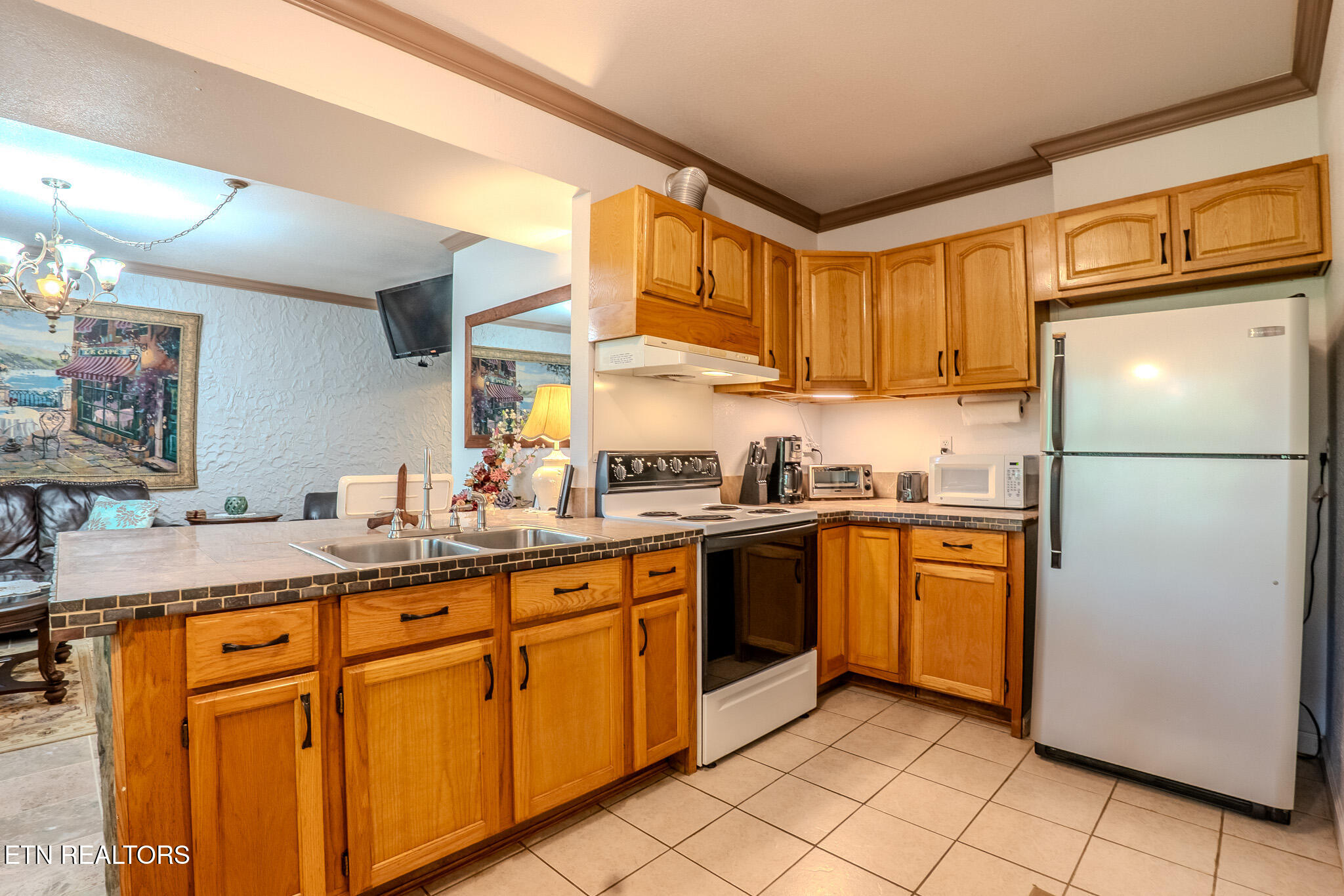 1411 Ridge Road Caryville TN 37714