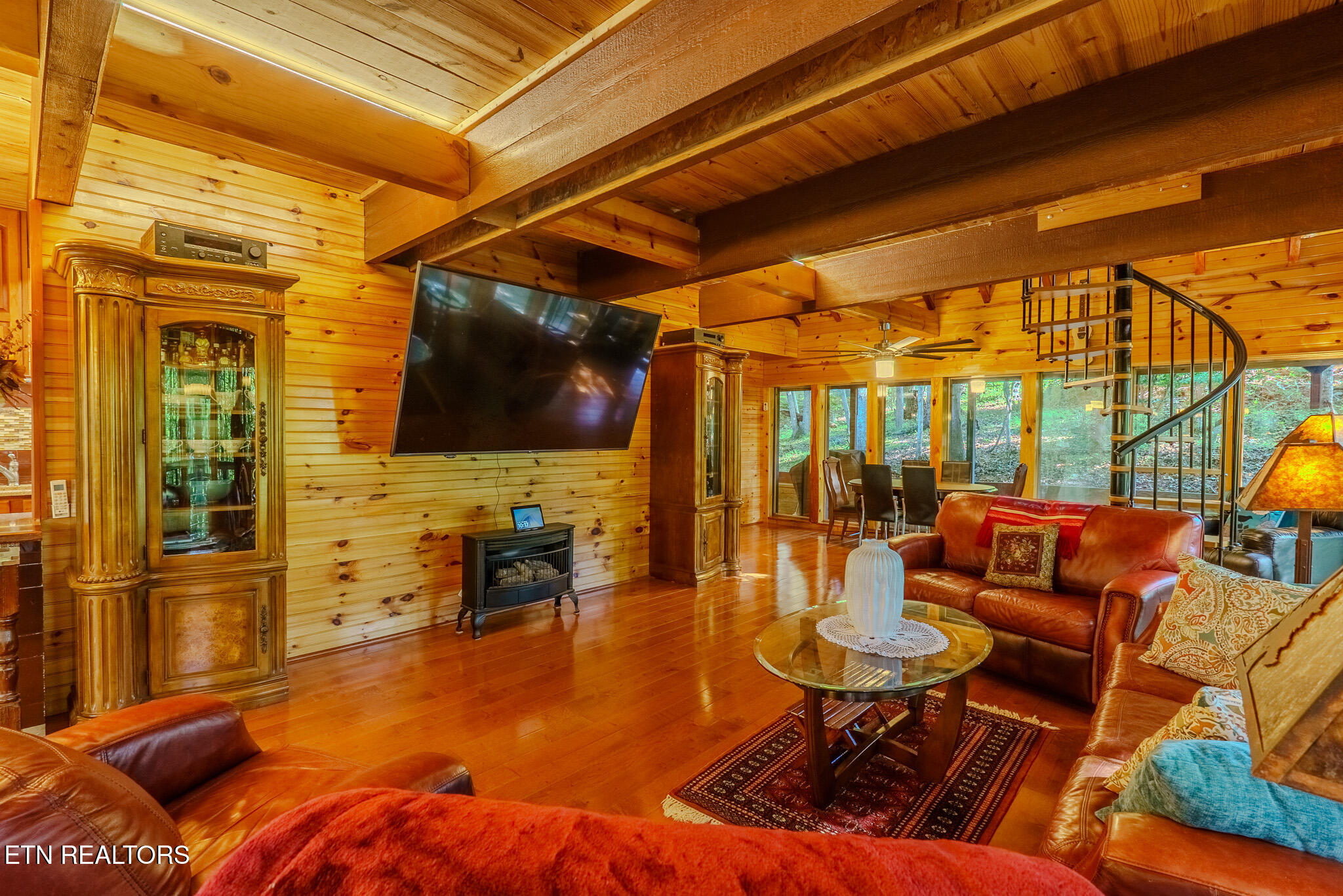 1411 Ridge Road Caryville TN 37714