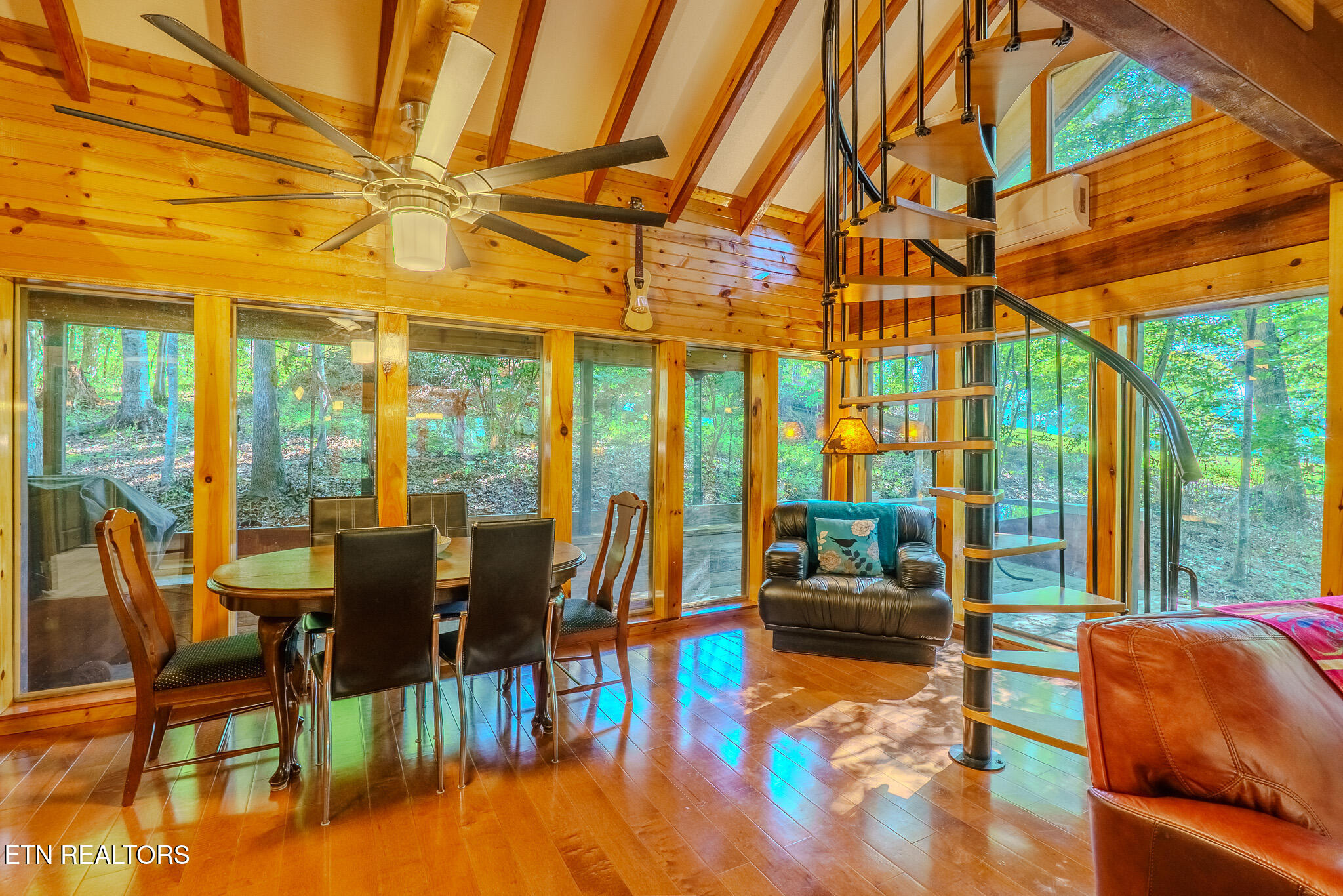 1411 Ridge Road Caryville TN 37714