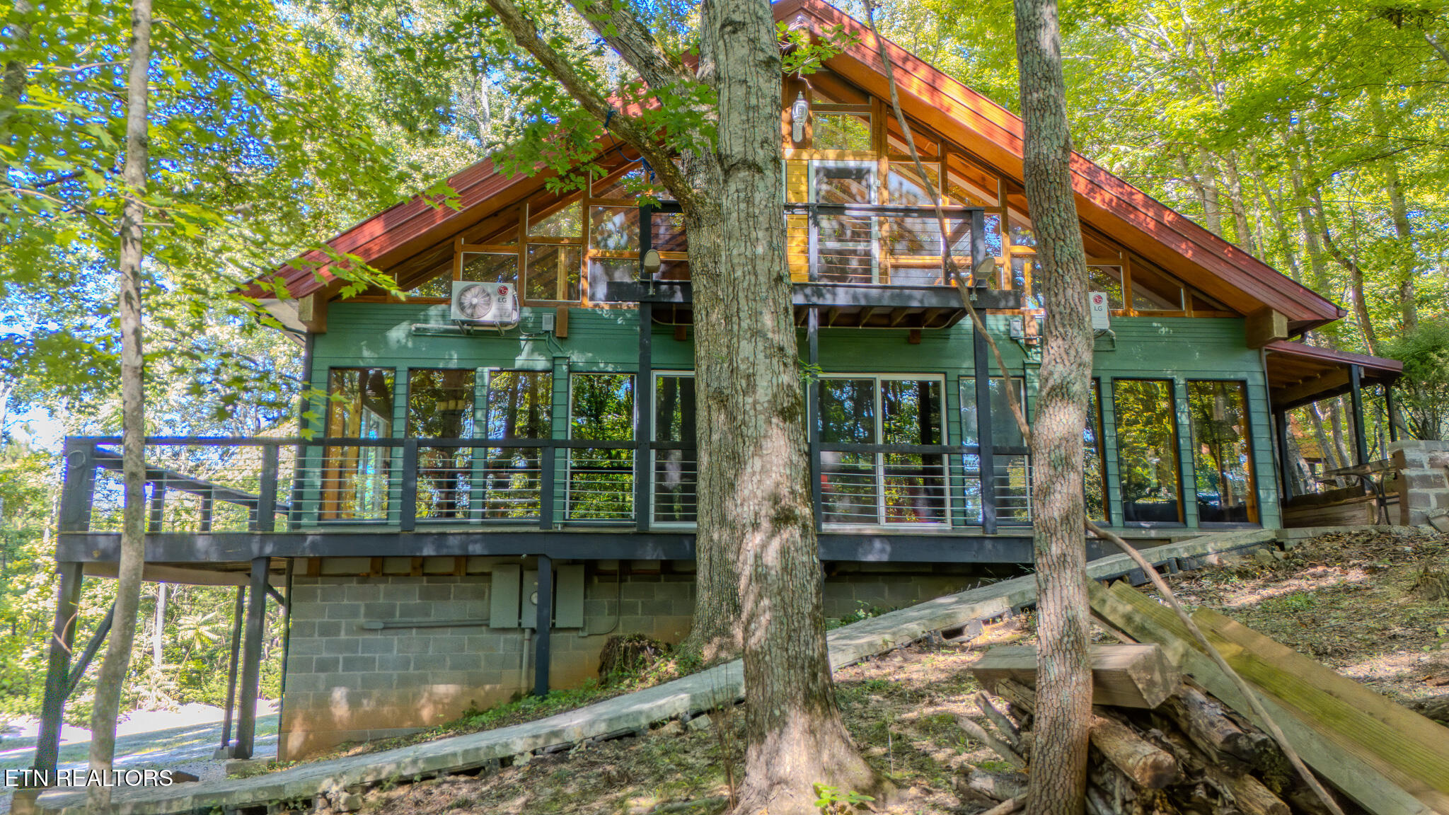 1411 Ridge Road Caryville TN 37714