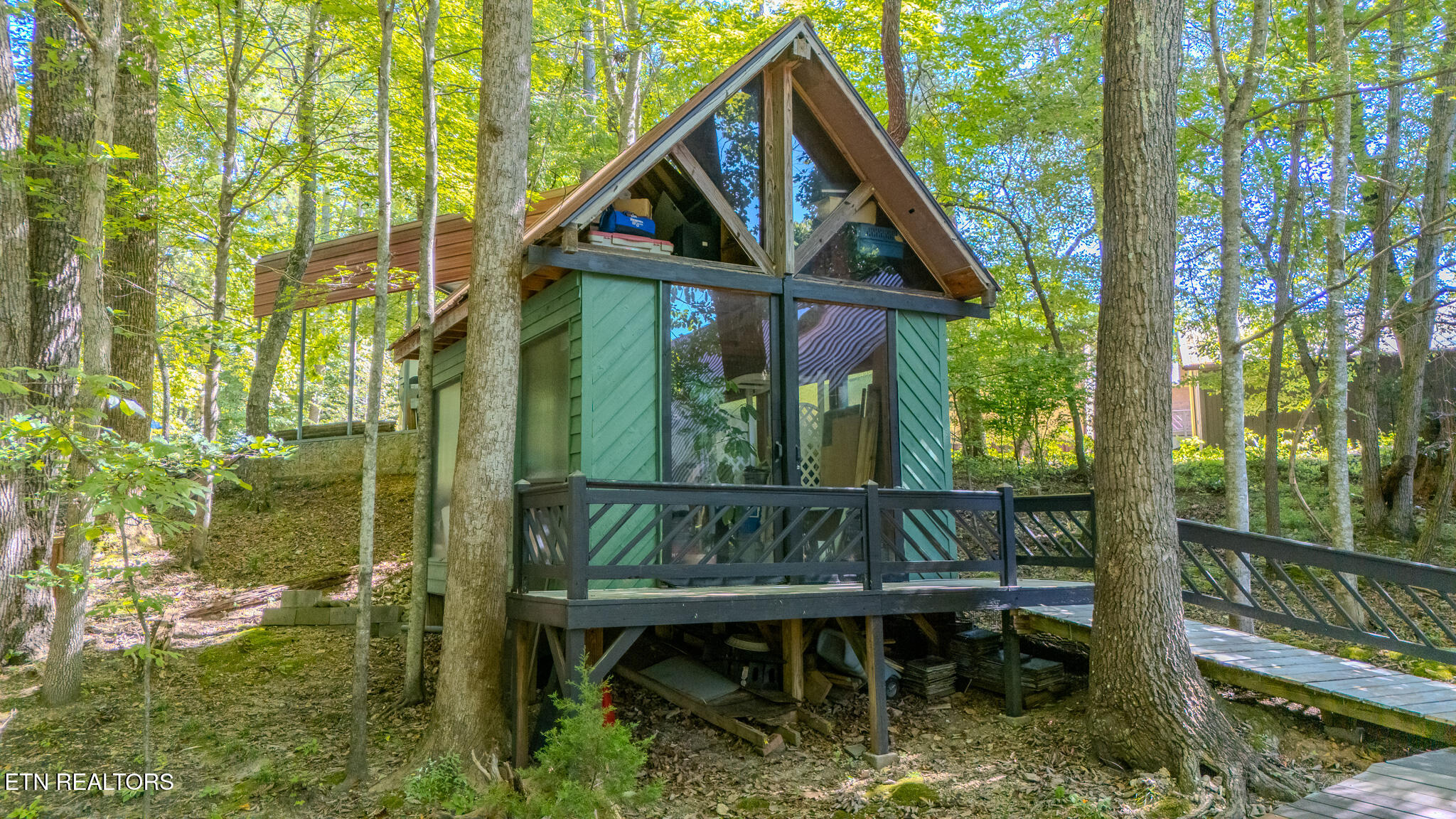 1411 Ridge Road Caryville TN 37714