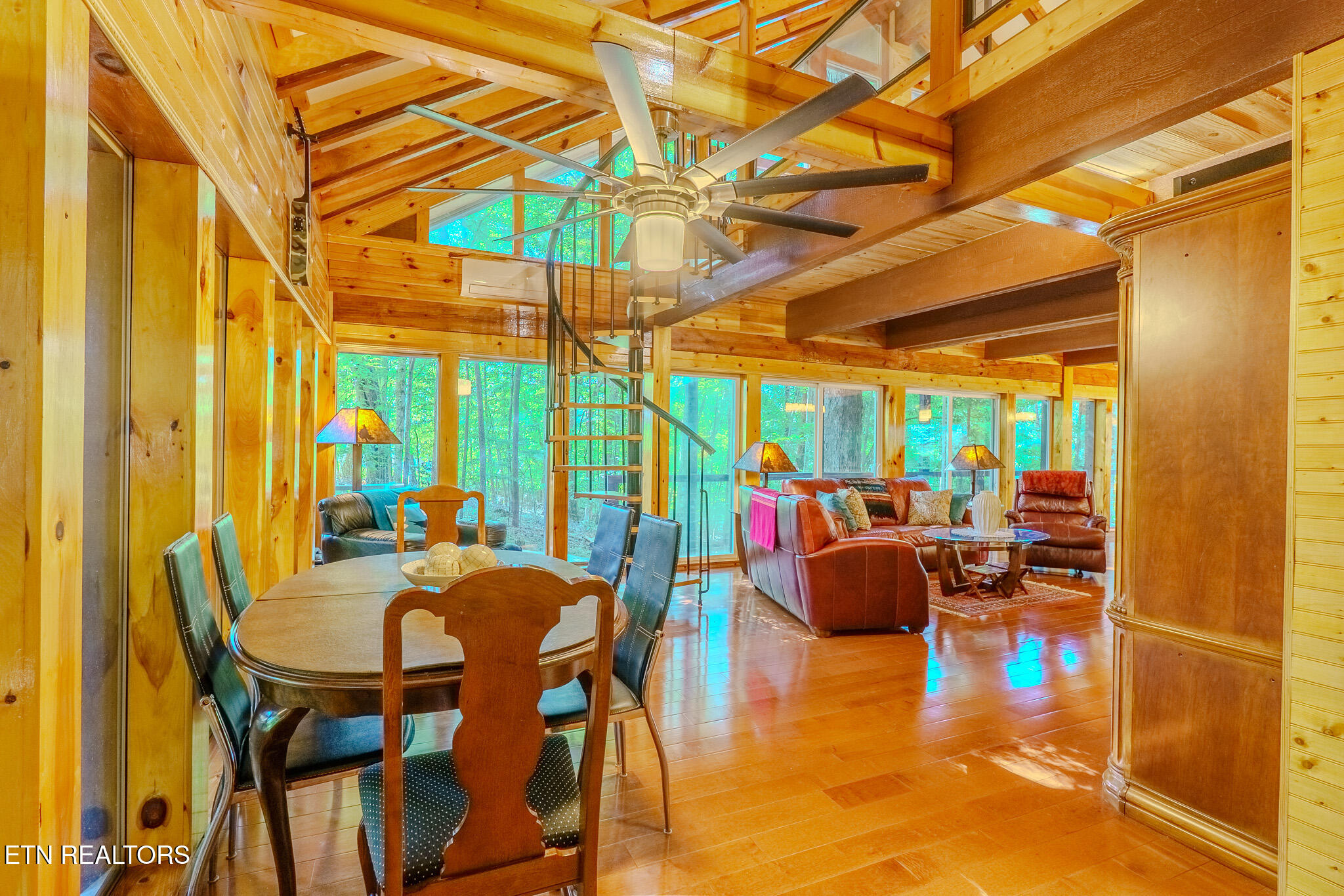 1411 Ridge Road Caryville TN 37714