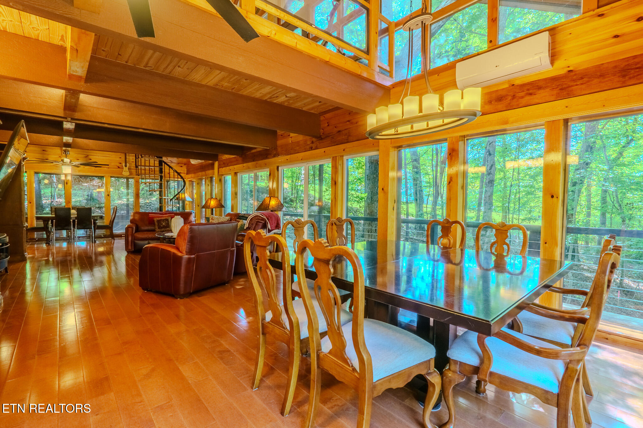 1411 Ridge Road Caryville TN 37714