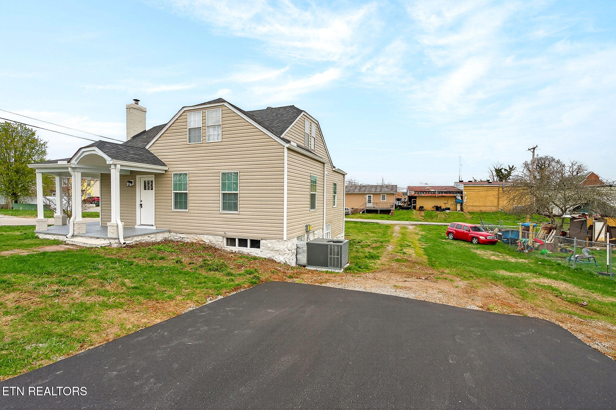338 Clark Street Sparta TN 38583