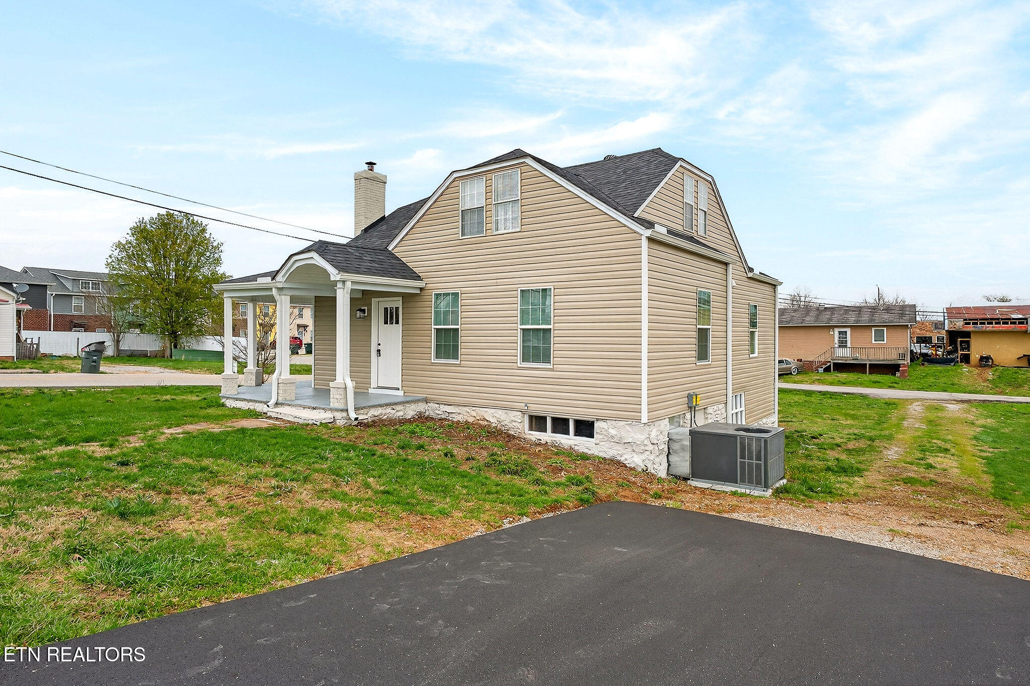 338 Clark Street Sparta TN 38583