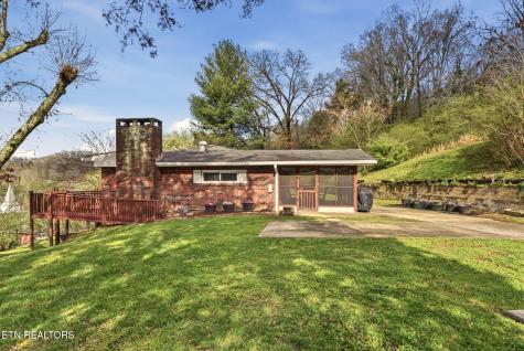 104 Richards Drive Oliver Springs TN 37840