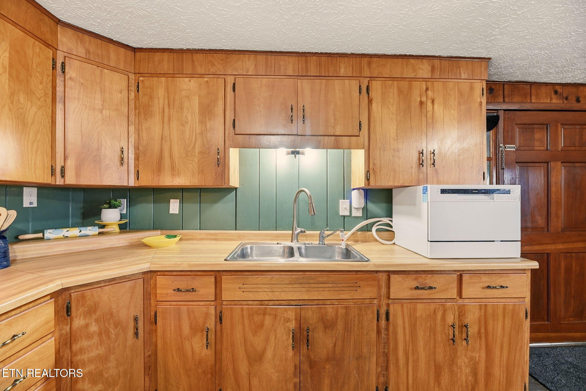 104 Richards Drive Oliver Springs TN 37840