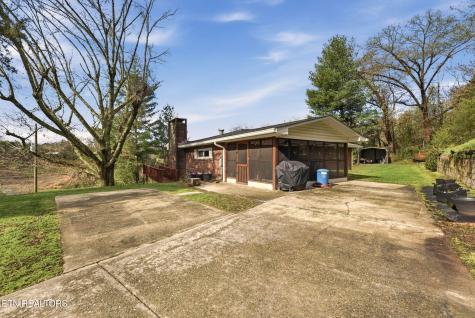 104 Richards Drive Oliver Springs TN 37840