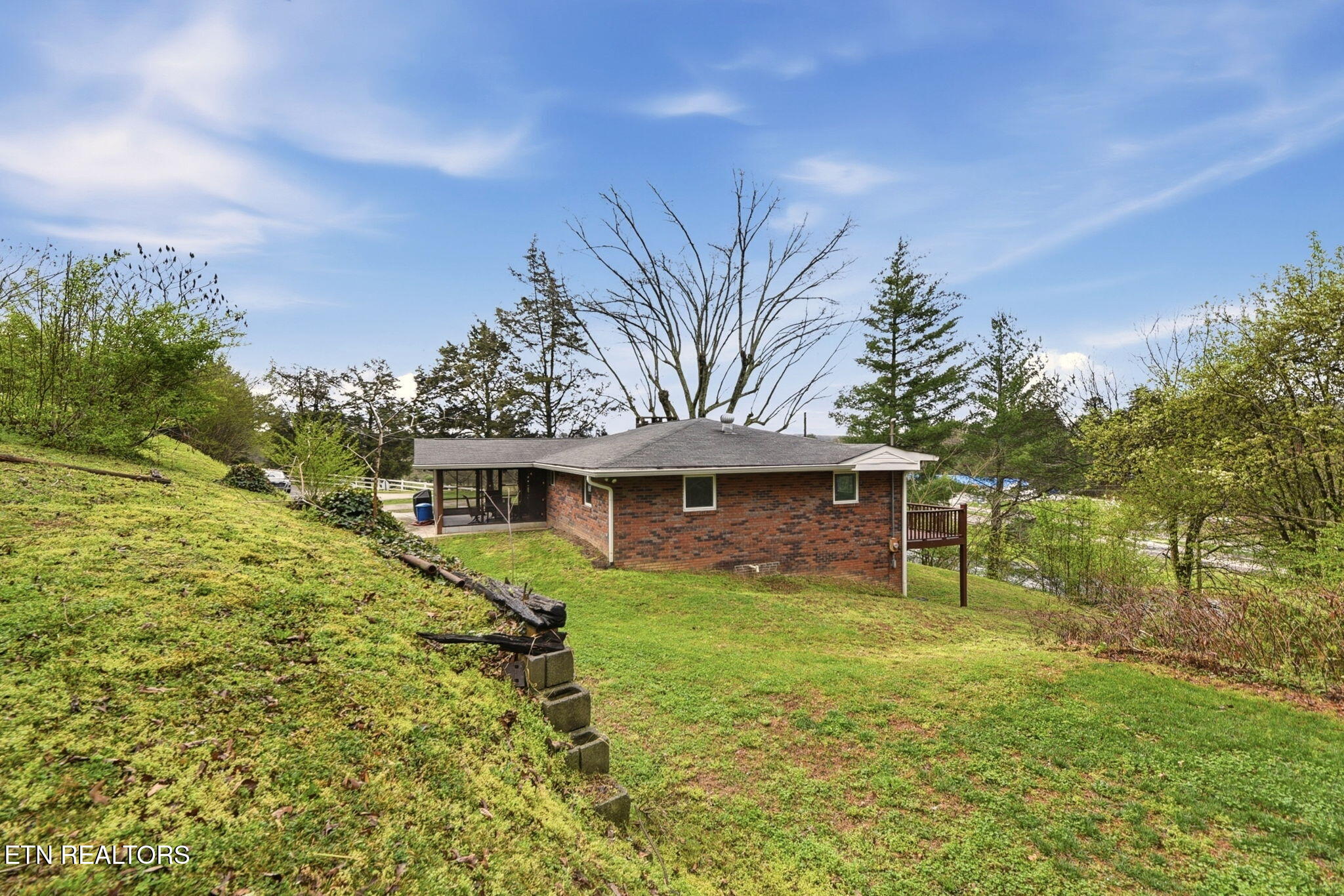 104 Richards Drive Oliver Springs TN 37840