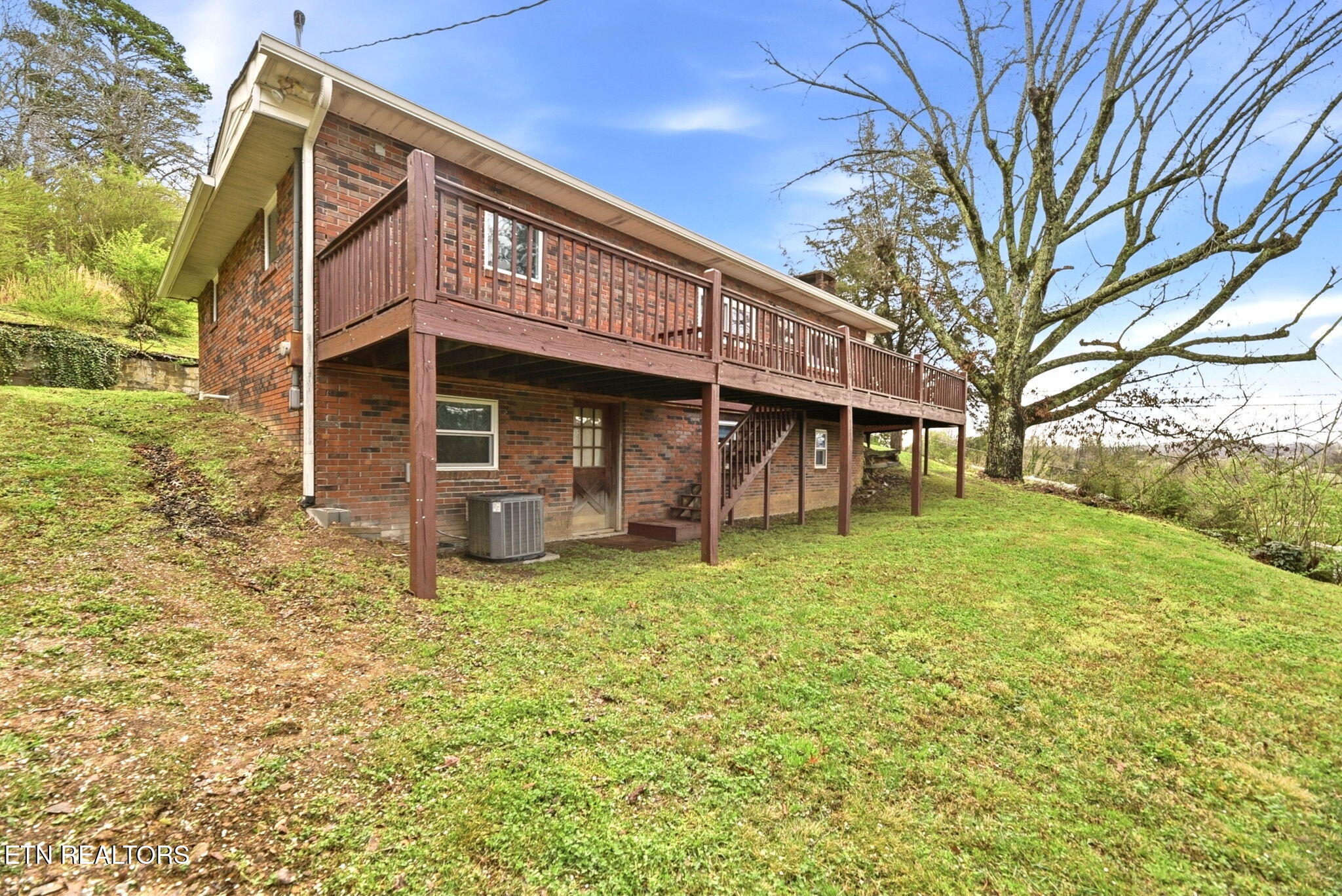 104 Richards Drive Oliver Springs TN 37840