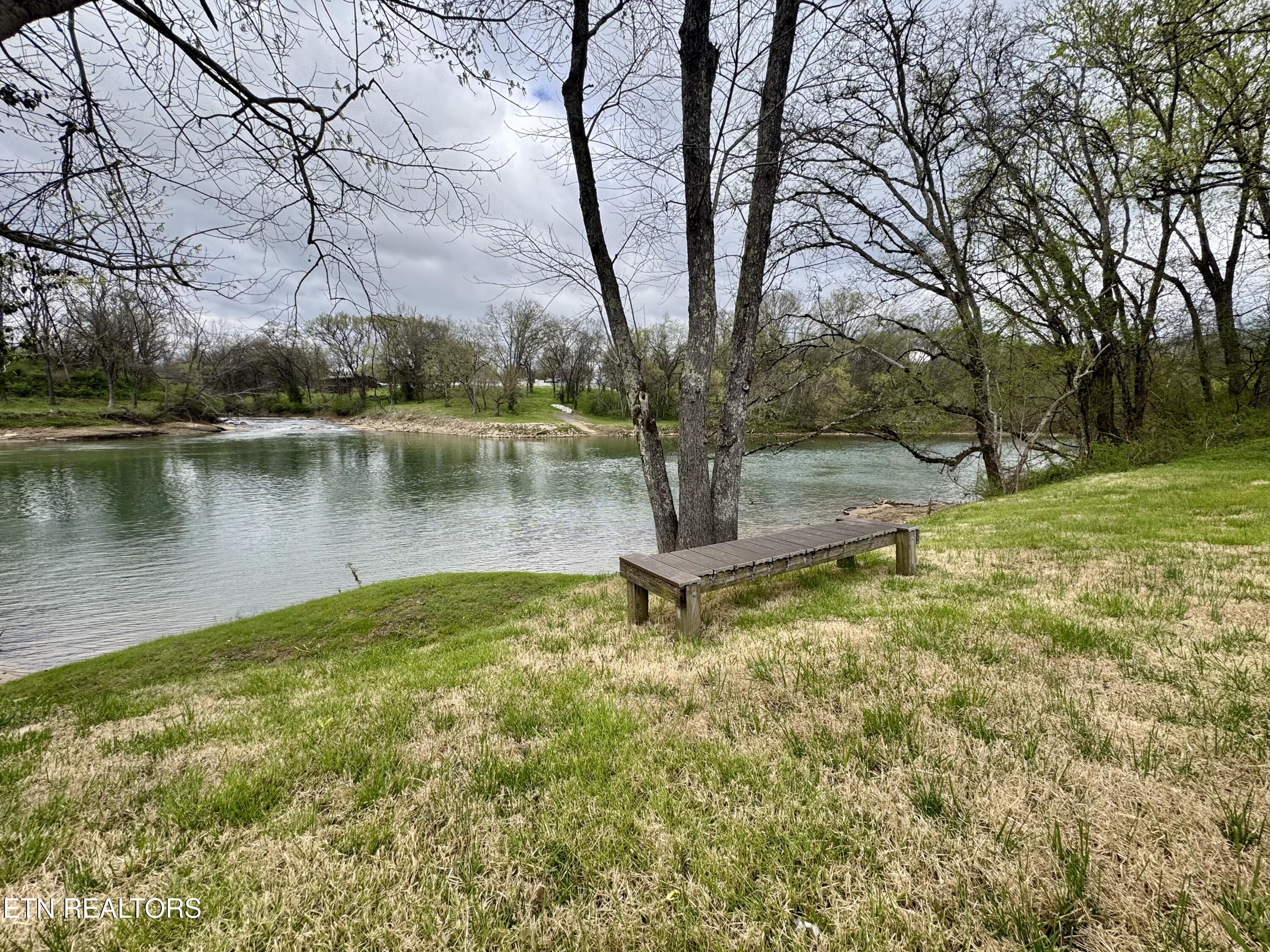 8660 Shackleford Lane Strawberry Plains TN 37871