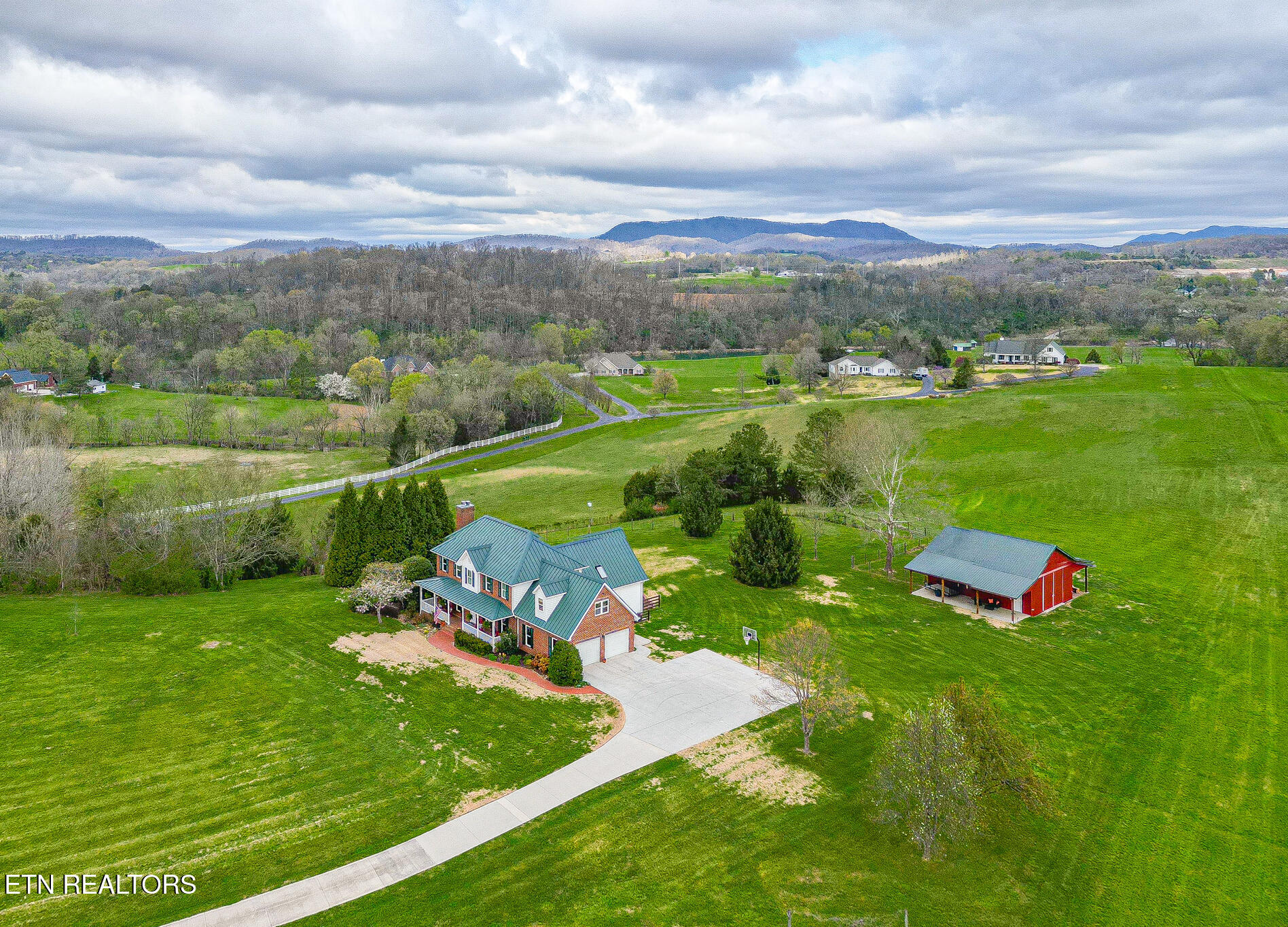 8660 Shackleford Lane Strawberry Plains TN 37871