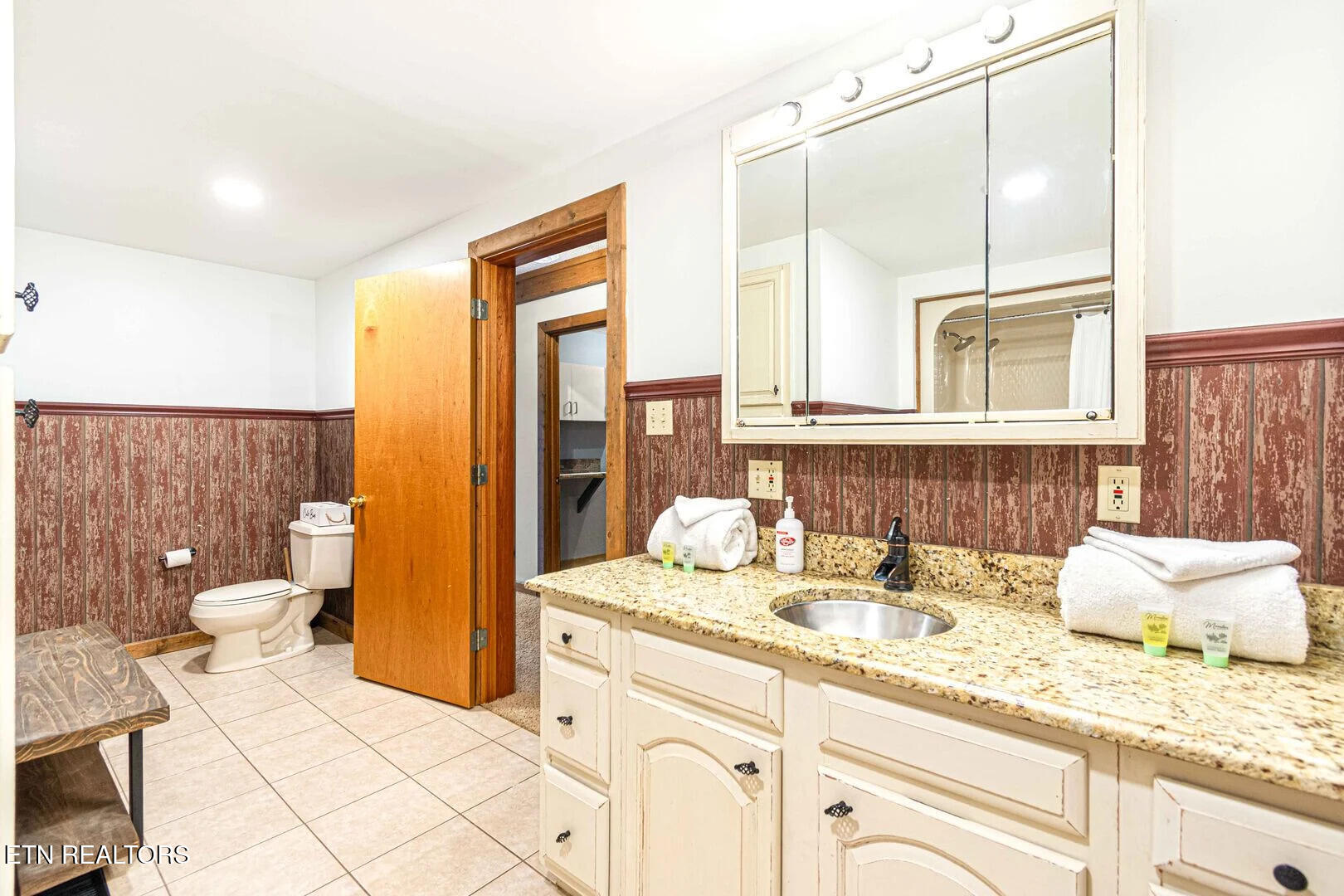 1293 Laurel Lick Road Sevierville TN 37862
