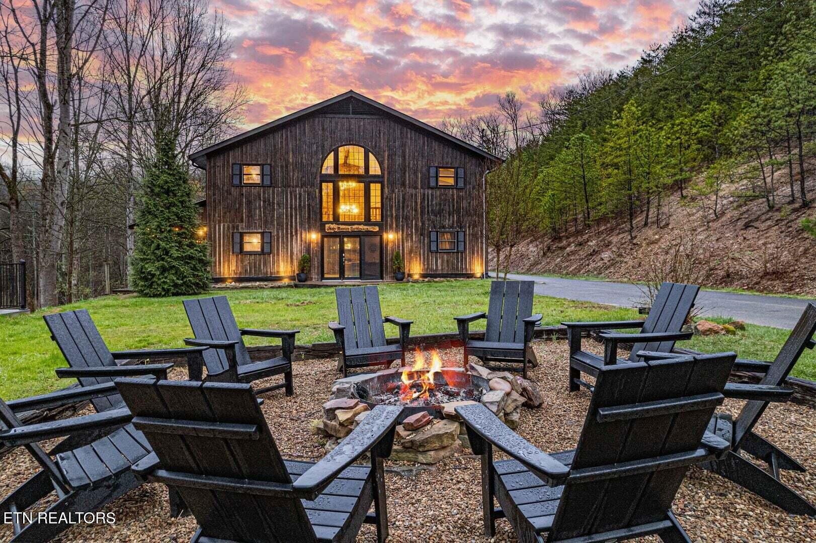 1293 Laurel Lick Road Sevierville TN 37862
