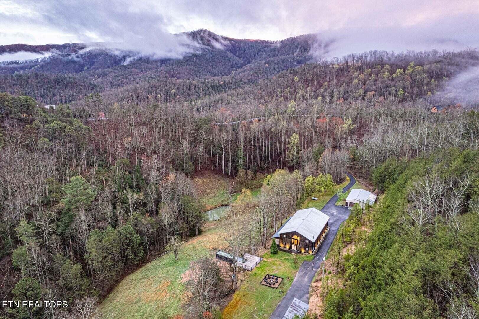 1293 Laurel Lick Road Sevierville TN 37862