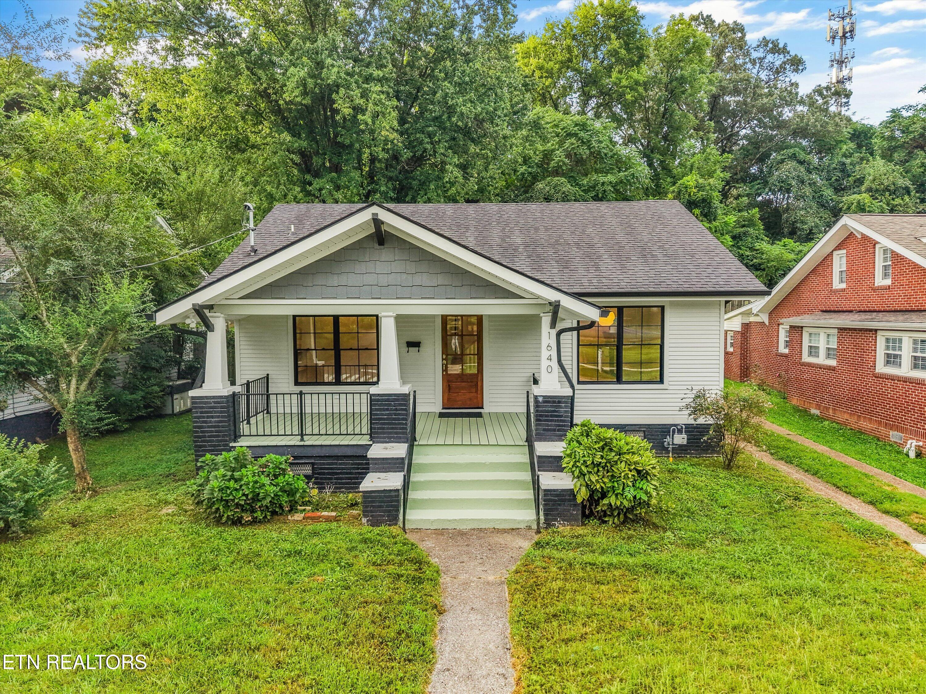 1640 Edgewood Avenue Knoxville TN 37917