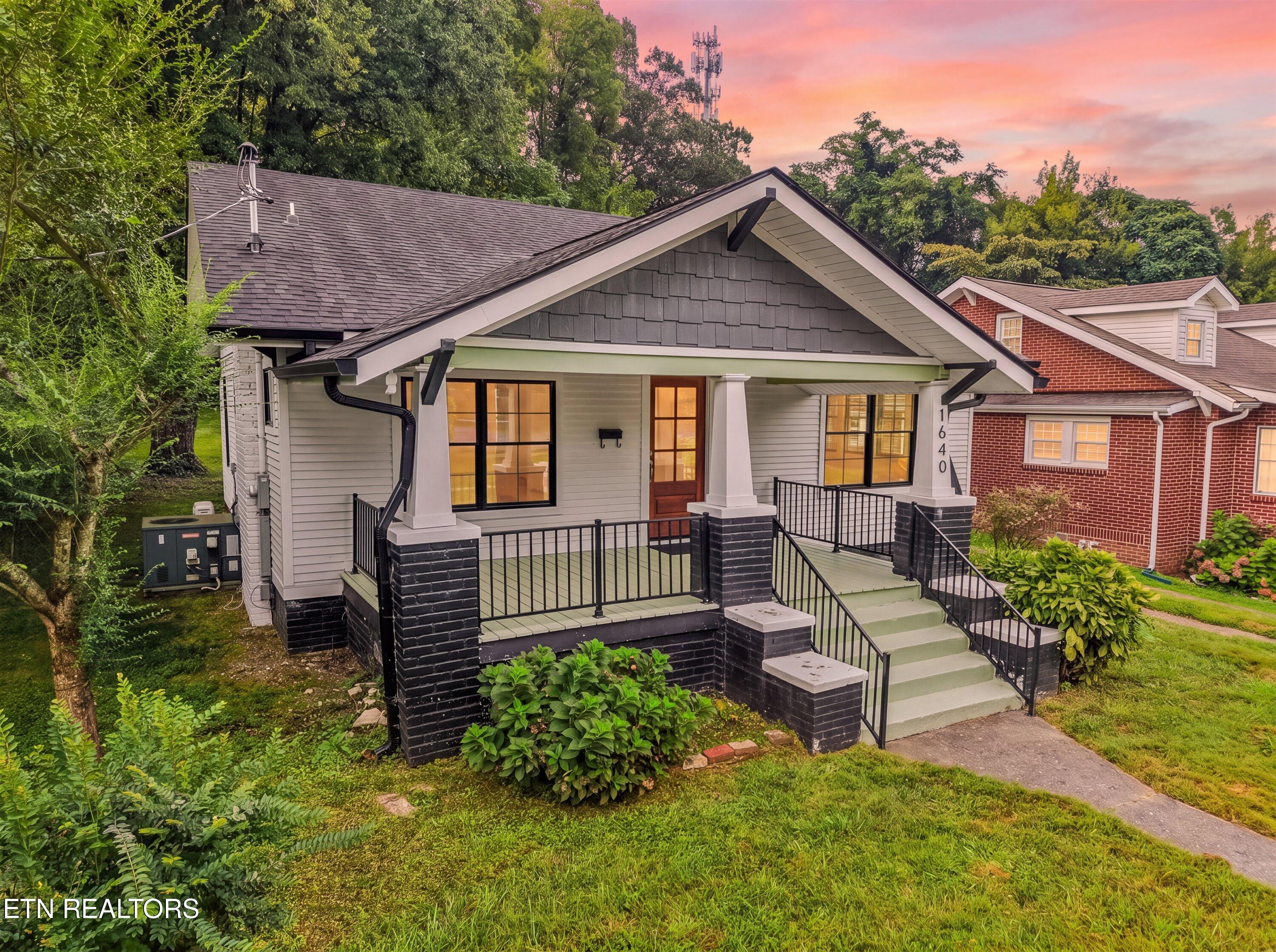 1640 Edgewood Avenue Knoxville TN 37917
