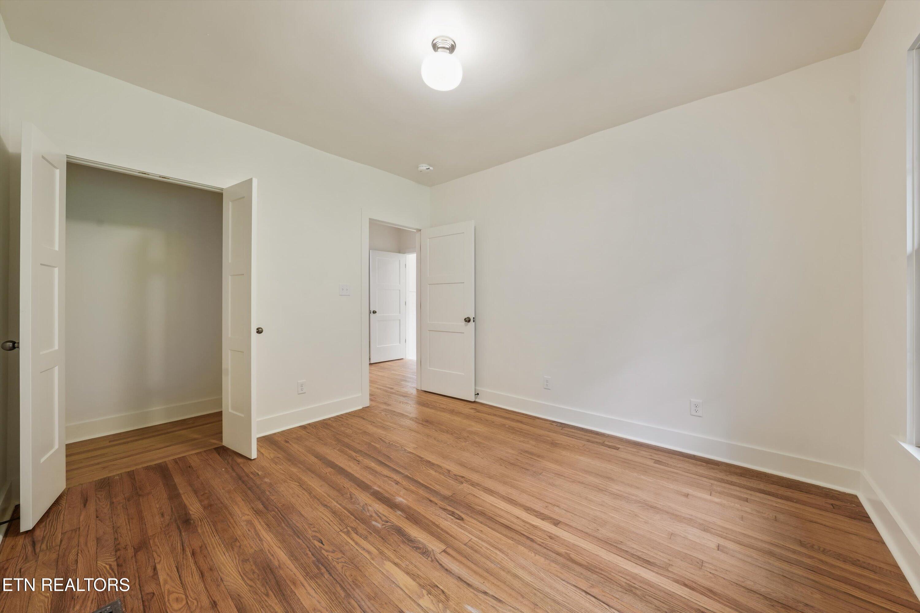 1640 Edgewood Avenue Knoxville TN 37917
