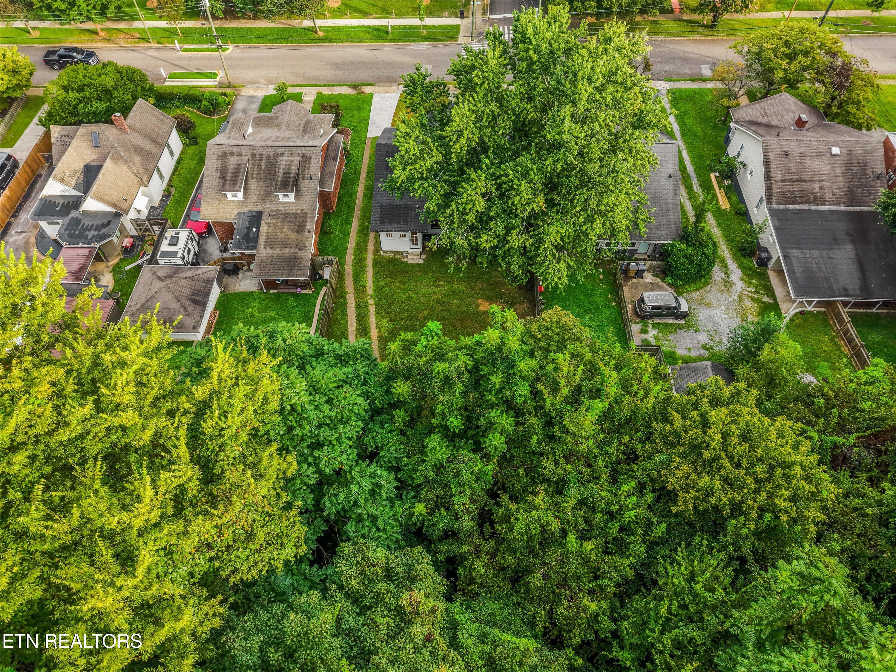 1640 Edgewood Avenue Knoxville TN 37917